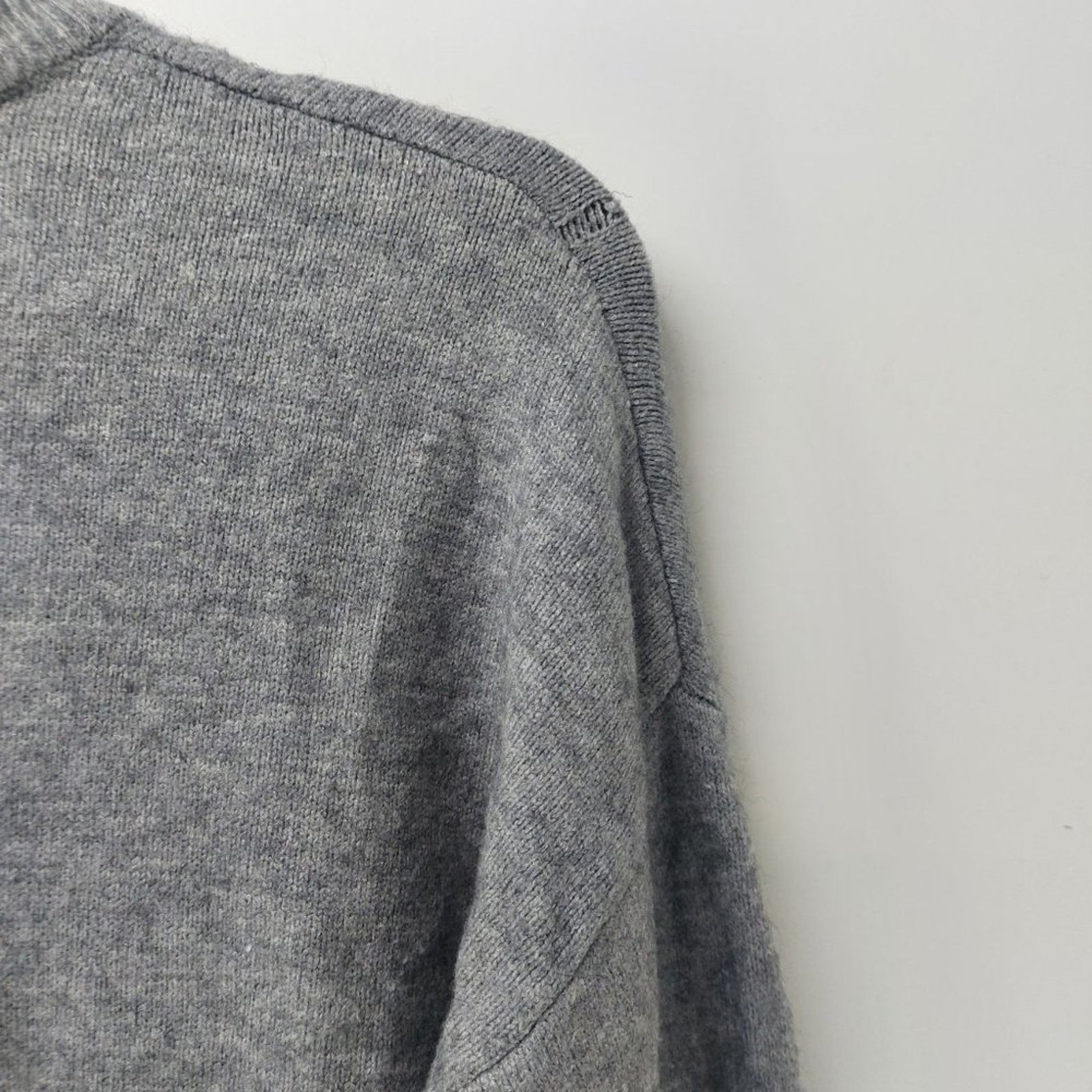 Other Tahari Women's Small Gray Pullover Sweater Crew Round Neck Size S / US 4 / IT 40 - 13 Thumbnail