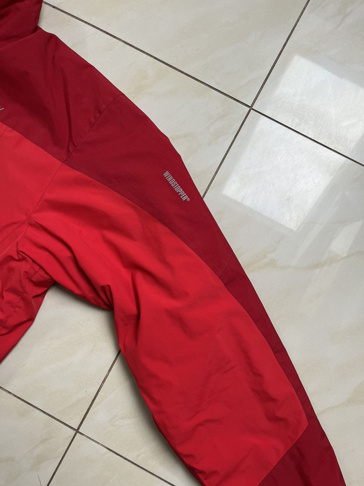 Arc'teryx Vintage Arcteryx light windstopper jacket Size US L / EU 52-54 / 3 - 5 Thumbnail