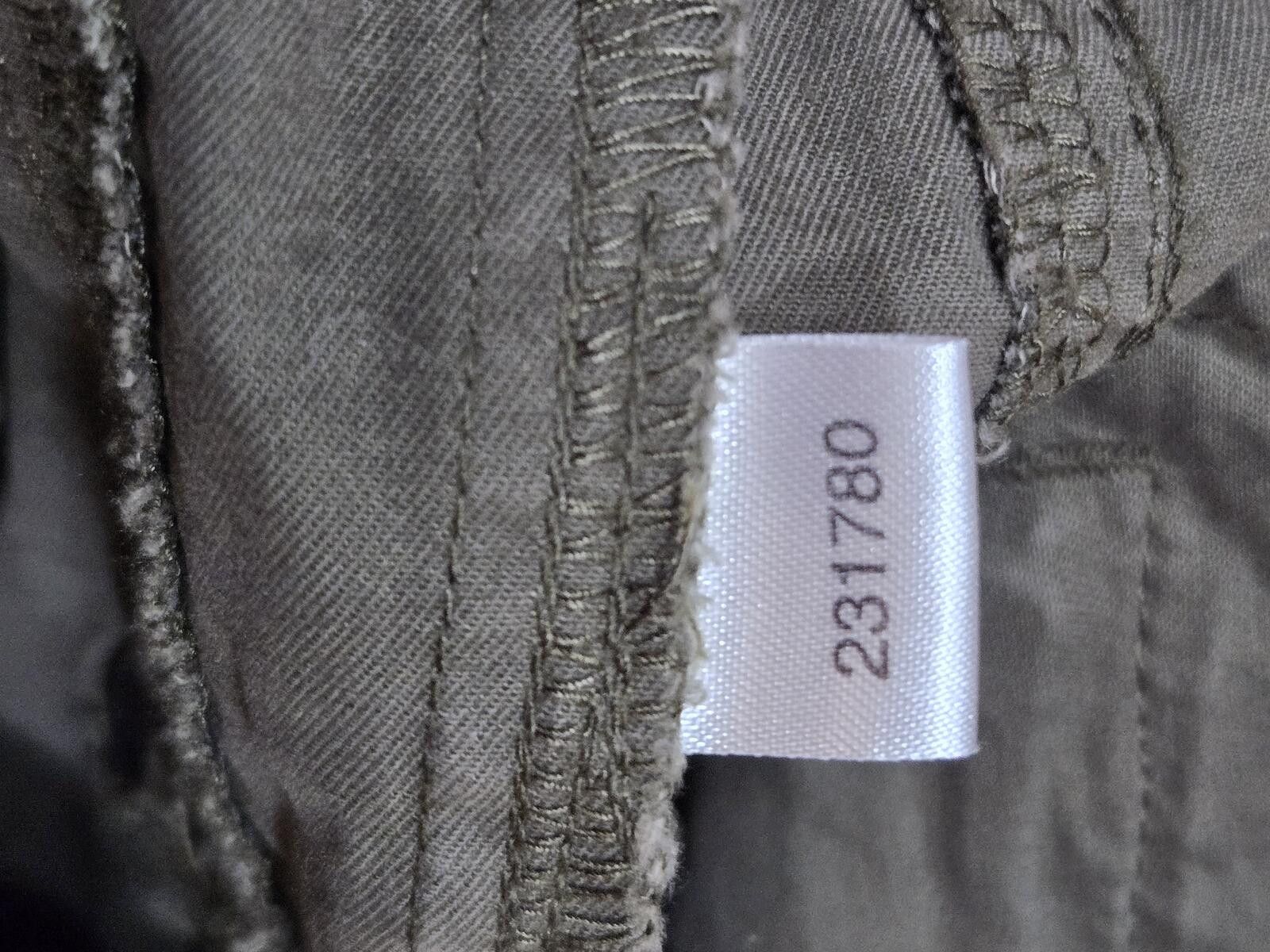 Ann Taylor Ann Taylor Lindsay Capri Pants Olive Green Utility Crop Size 30" / US 8 / IT 44 - 5 Thumbnail