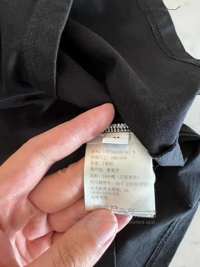 Givenchy Givenchy Classic Shark T-Shirt Size US M / EU 48-50 / 2 - 3 Thumbnail
