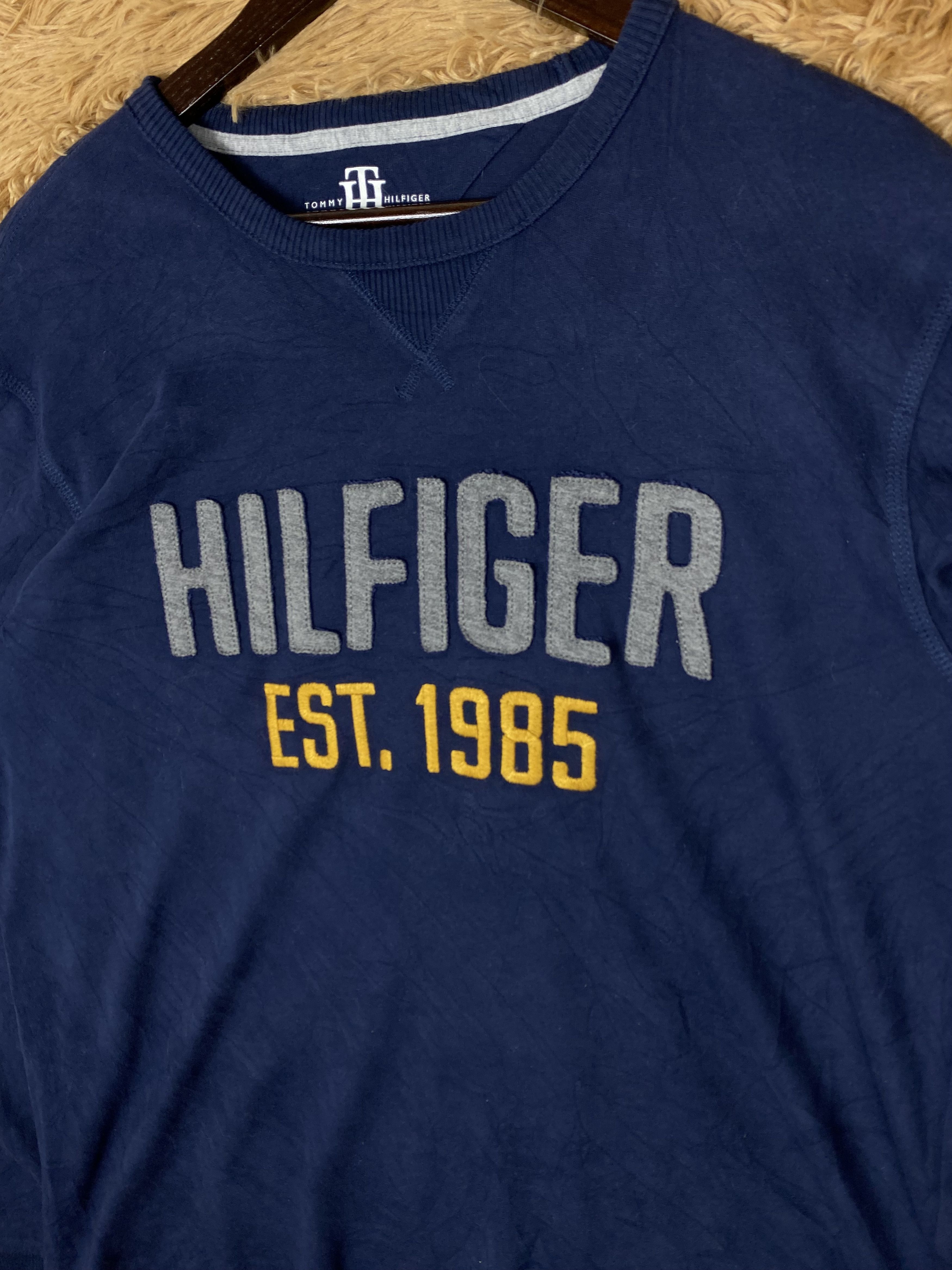 Tommy Hilfiger Vintage Tommy Hilfiger Sweatshirts PS0302 Size US L / EU 52-54 / 3 - 3 Thumbnail