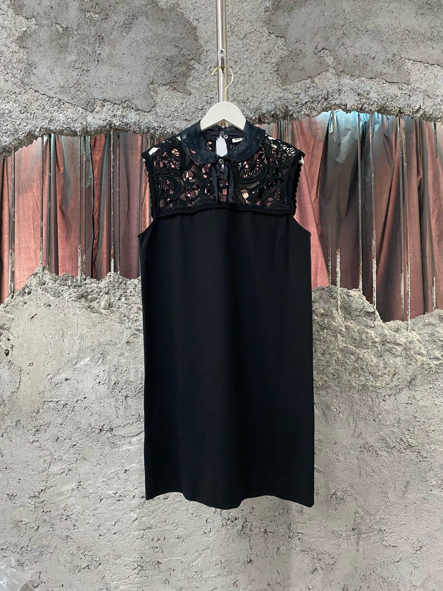 Miu Miu MIU MIU S NWT Dress Size S / US 4 / IT 40 - 1 Thumbnail