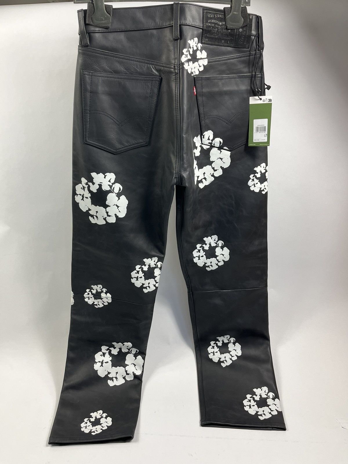 DENIM TEARS × Levi's DENIM TEARS Cotton Print Leather Trousers Size US 30 / EU 46 - 3 Thumbnail