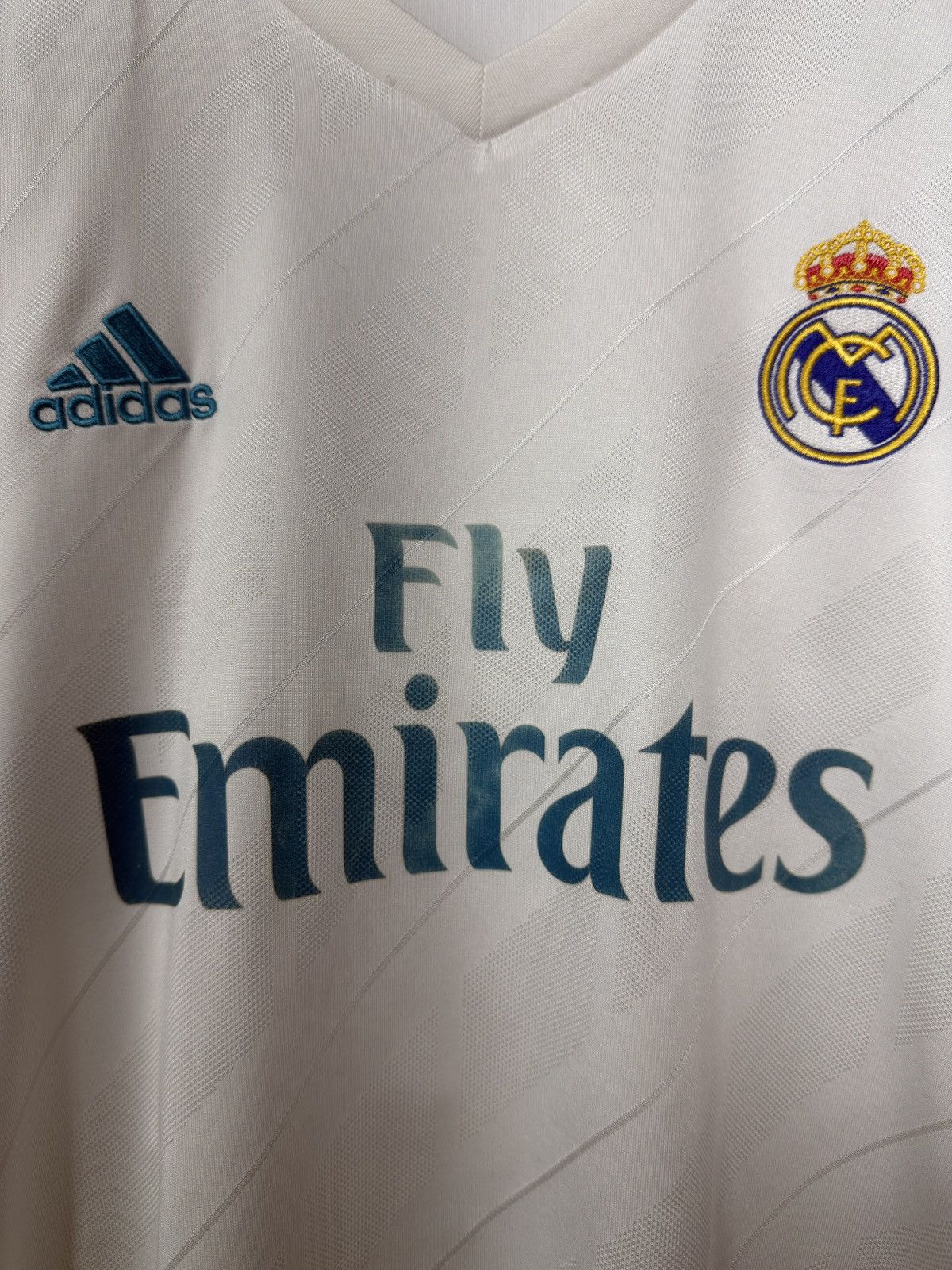 Adidas ADIDAS REAL MADRID 2017/2018 FOOTBALL SHIRT SOCCER JERSEY Size US XL / EU 56 / 4 - 5 Thumbnail
