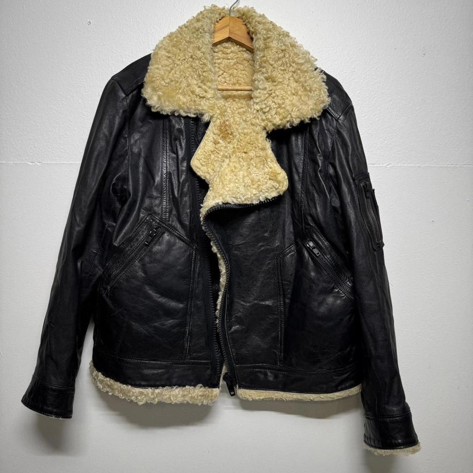 Other 1970s thrashed fleece lined black leather jacket Size M/L Size US M / EU 48-50 / 2 - 1 Thumbnail