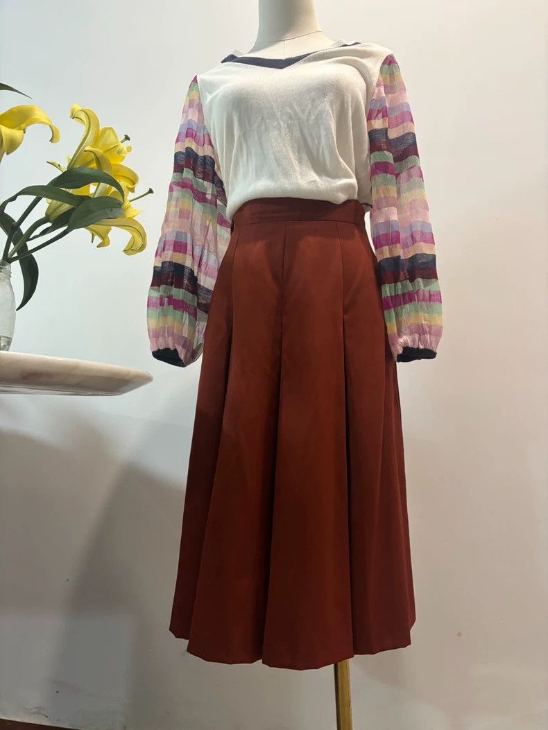 Alexander McQueen Alexander McQueen Pleated Midi Skirt Size 38- DMC Size US 38 / EU 54 - 1 Thumbnail