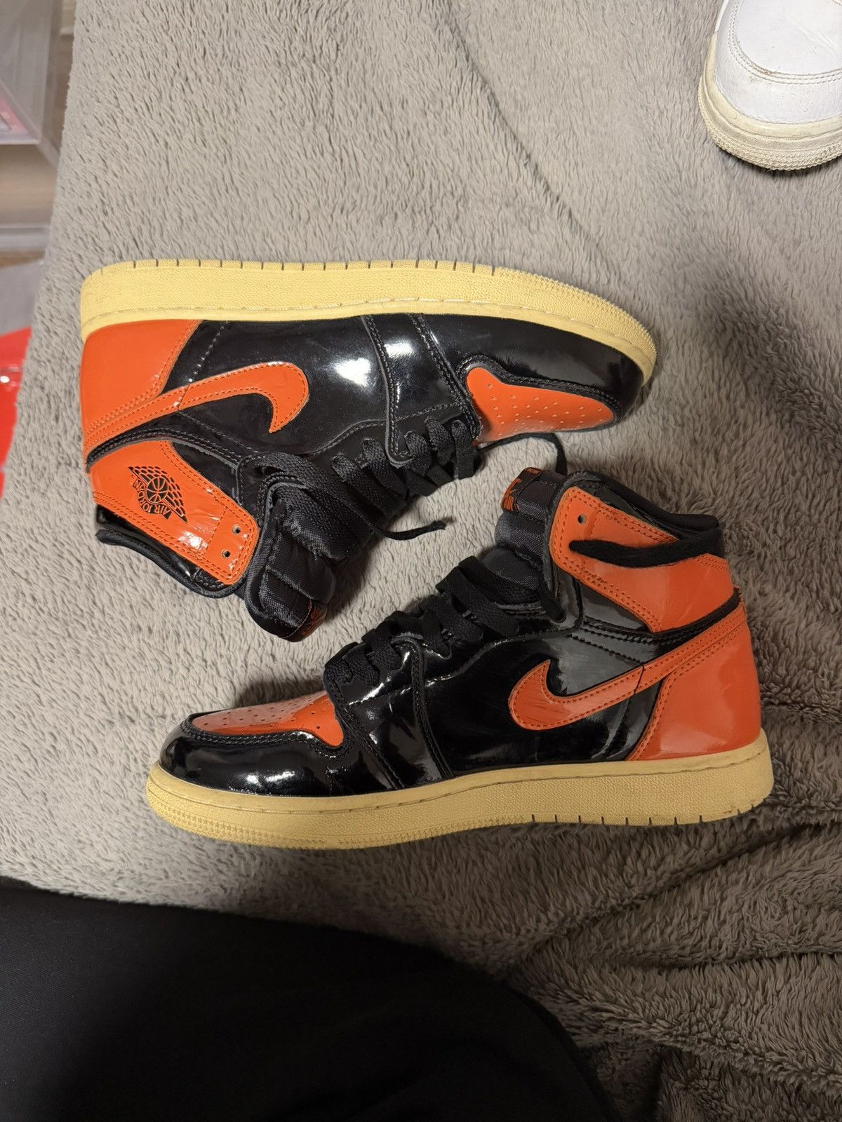 Jordan Brand Jordan 1s Shattered Backboards 3.0 Size US 6.5 / EU 39-40 - 1 Thumbnail