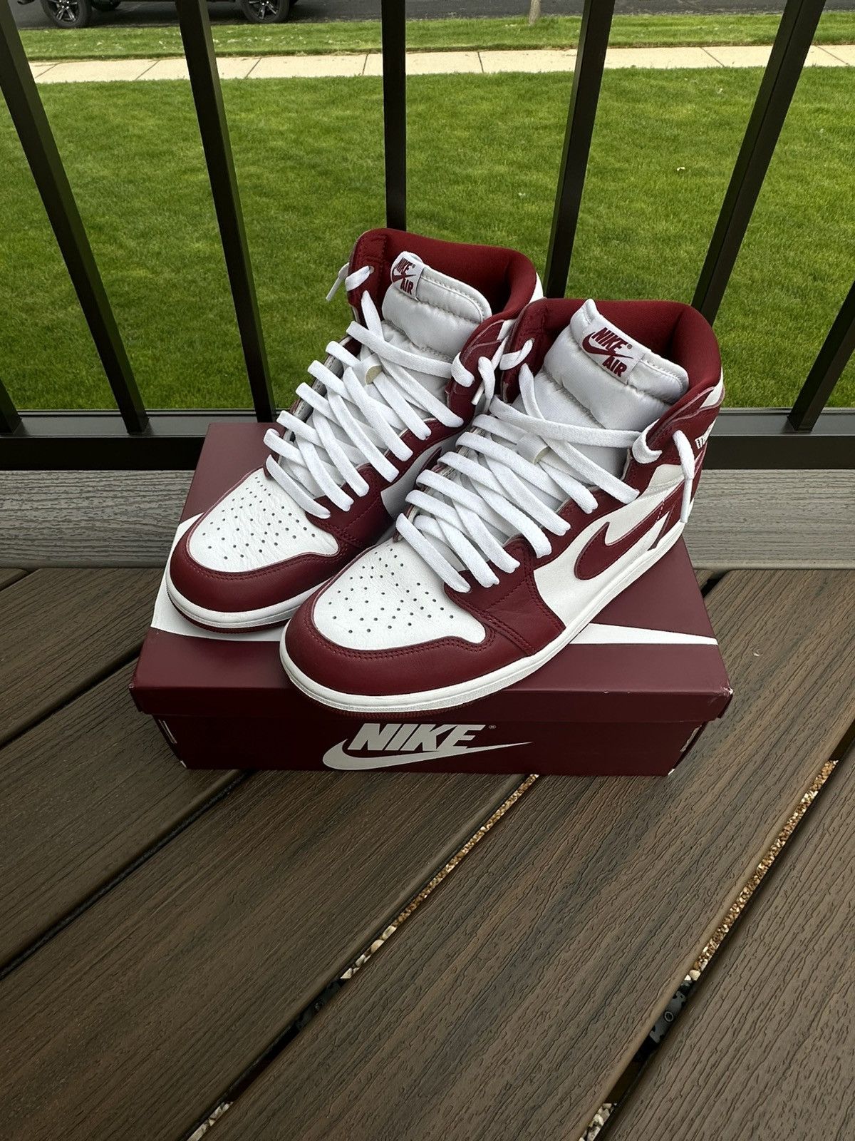 Air Jordan Retro High OG “Team Red”