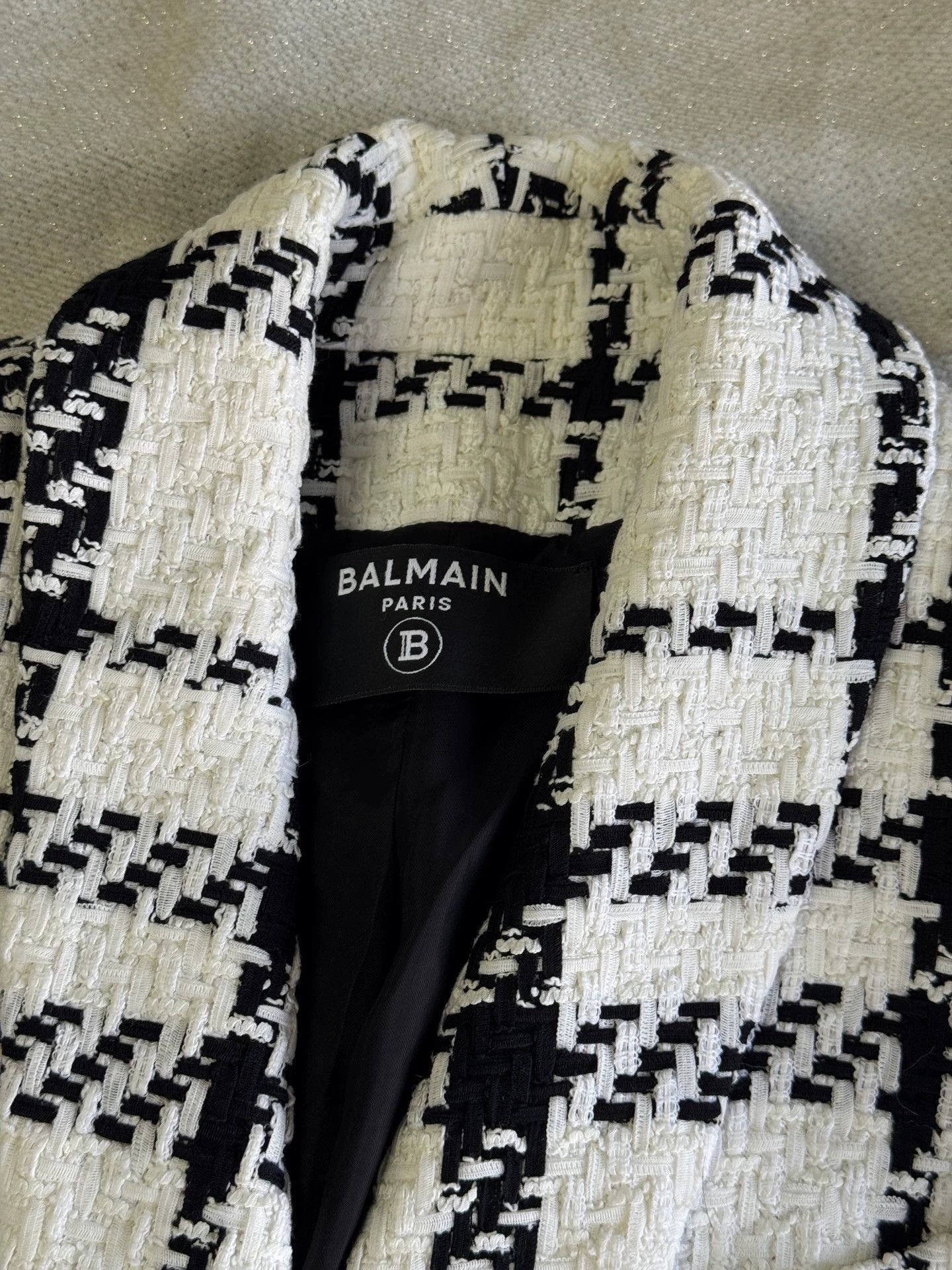 Balmain Balmain Chanel-style Suit Jacket 40 EU Near New Authentic Size S / US 4 / IT 40 - 4 Thumbnail