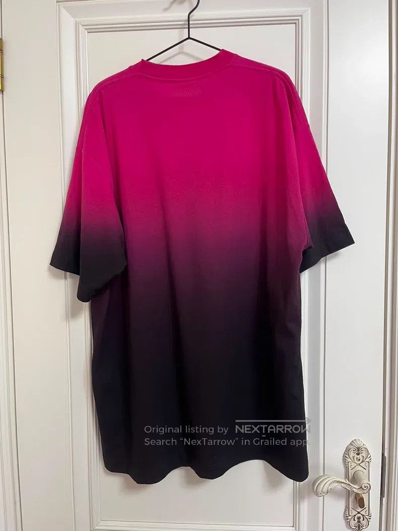 Vetements VETEMENTS Gradient Pink Letter Short Sleeve Size US XS / EU 42 / 0 - 2 Thumbnail