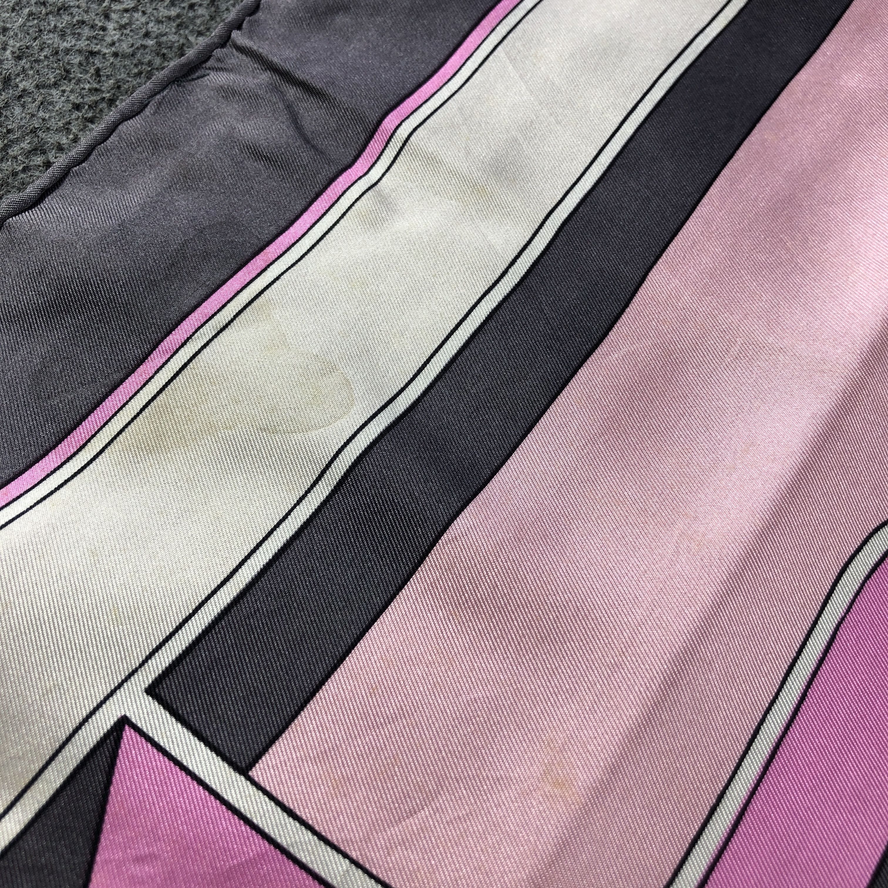 Pierre Cardin Pierre Cardin Abstract Hand Rolled Silk Scarf M1126 Size ONE SIZE - 12 Thumbnail