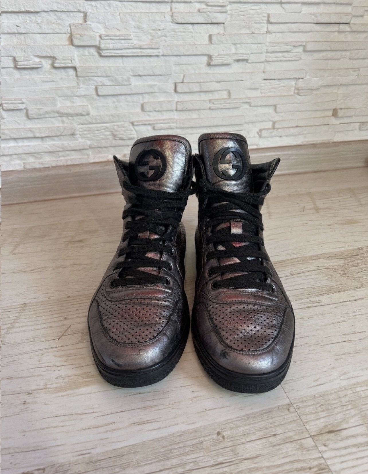 Gucci Gucci Metallic Leather Sneakers – Size 7 Size US 8 / EU 41 - 3 Thumbnail