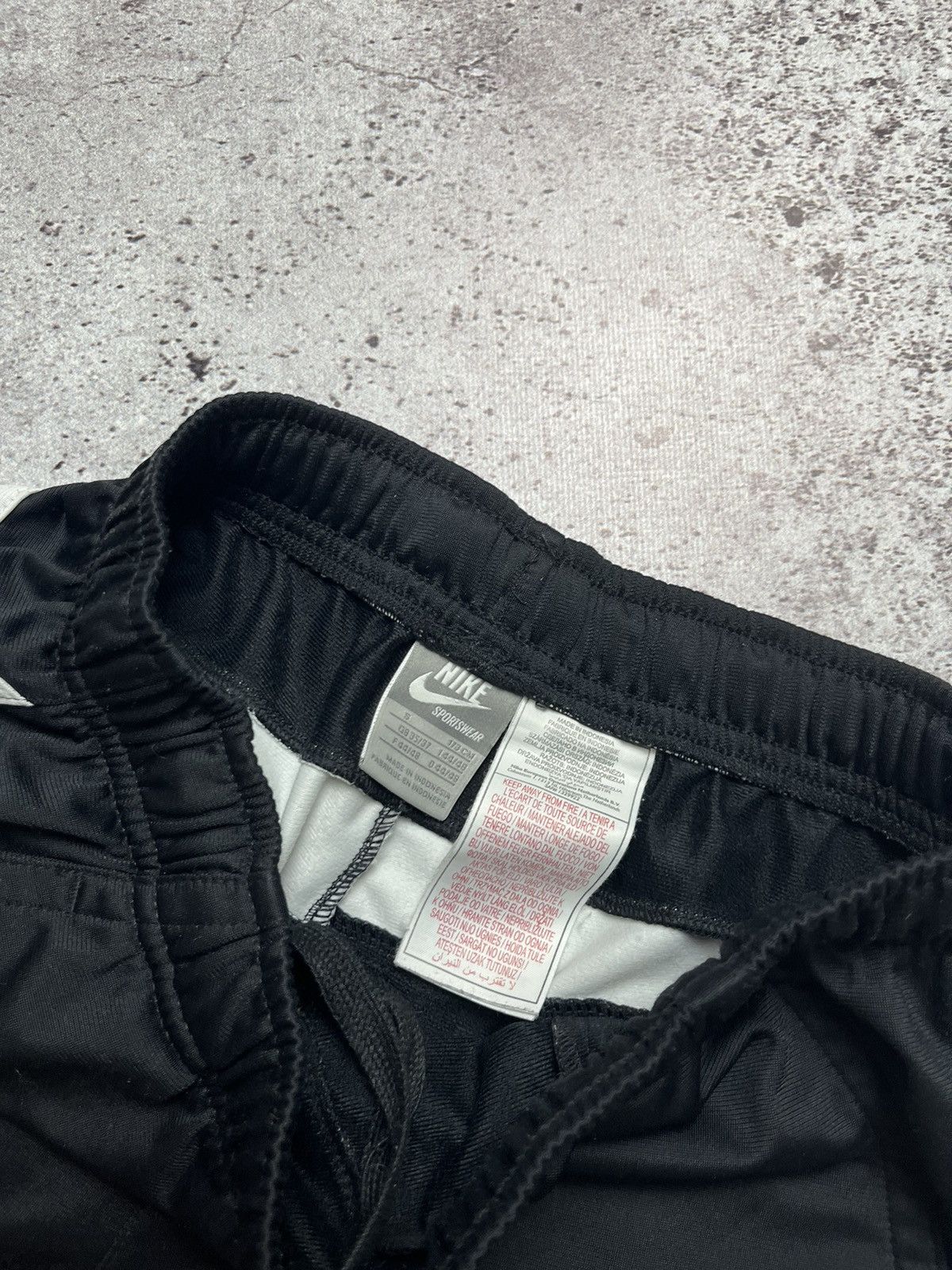 Nike × Vintage 🌽Vintage Nike Trackpants Nylon Y2K Style Drill Size US 30 / EU 46 - 5 Thumbnail
