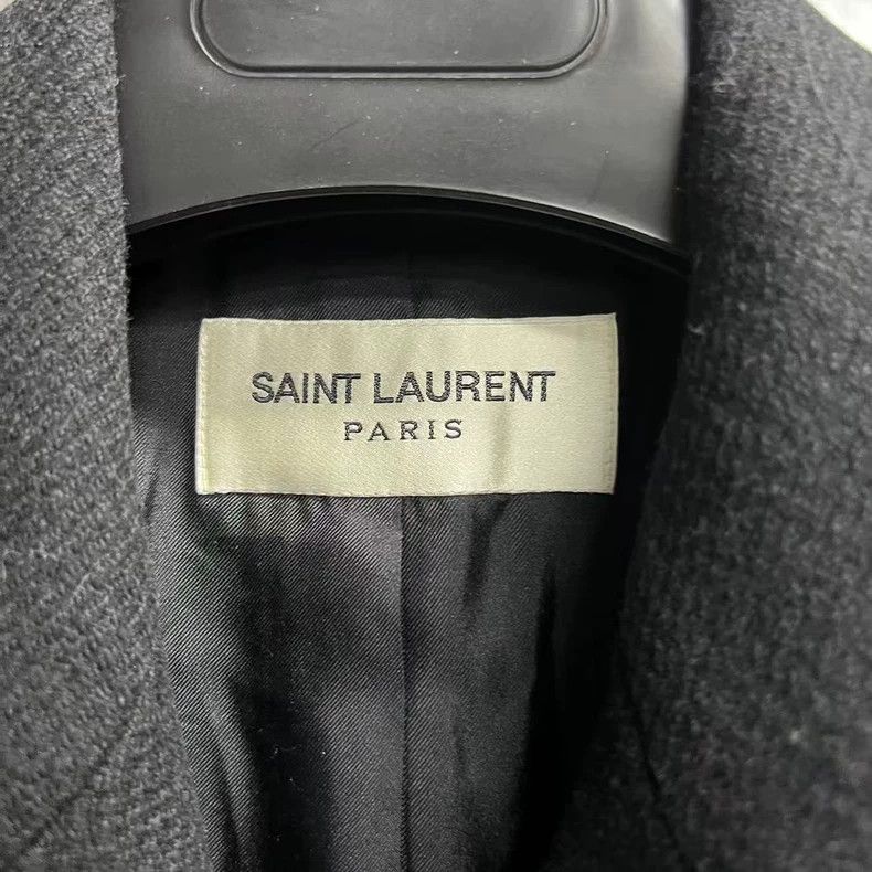 Saint Laurent Paris Saint laurent paris Black Solid Court Lapel Double Breasted Size XS / US 0-2 / IT 36-38 - 2 Thumbnail
