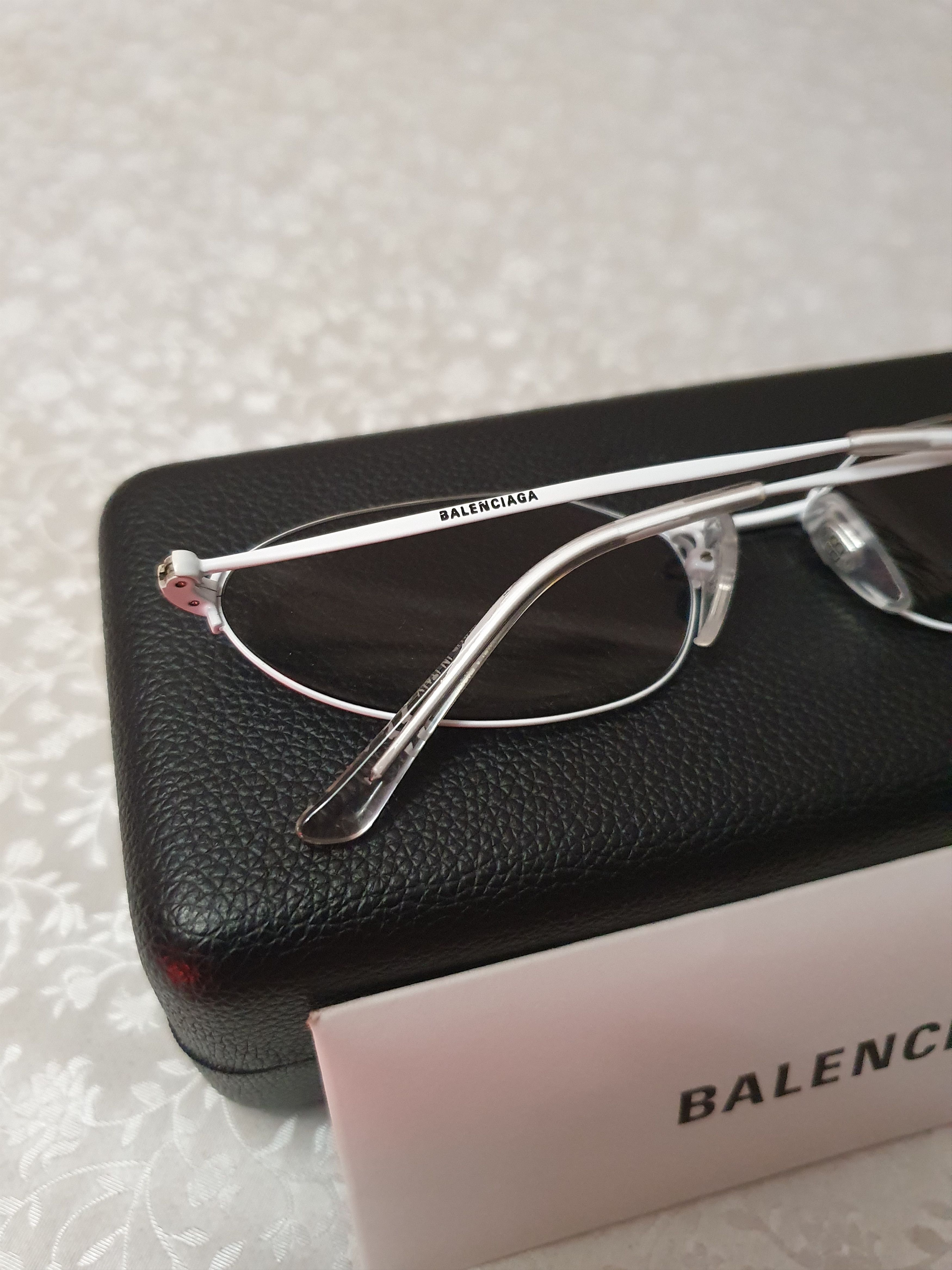 Balenciaga Balenciaga Unisex White Rainbow-Multilogo Y2k Sunglasses Size ONE SIZE - 4 Thumbnail
