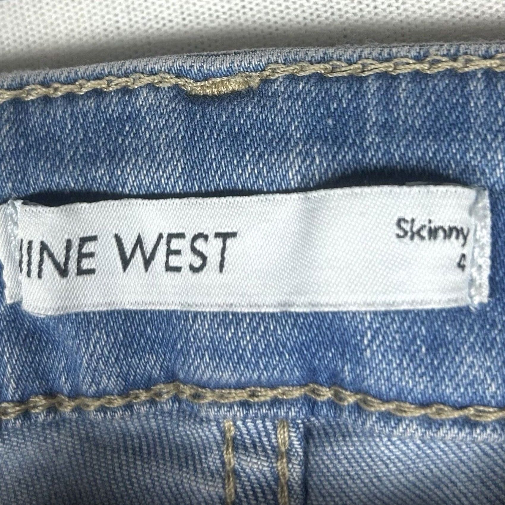 Nine West Nine West Button Fly Skinny Jeans Womens Size 4 Light Wash Mid Rise Denim Blue Size 27" / US 4 / IT 40 - 4 Thumbnail