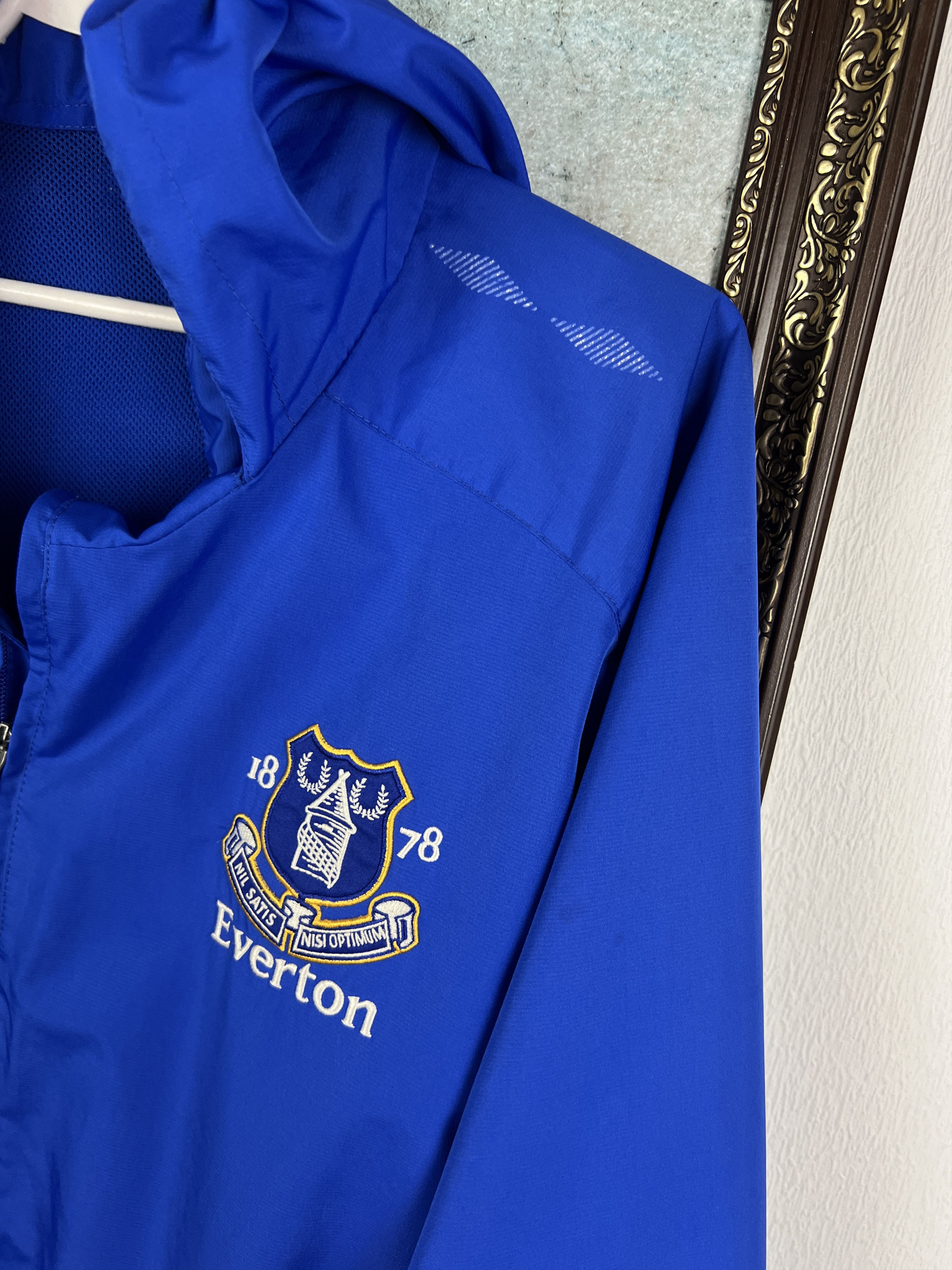 Umbro Vintage Umbro Everton Football Hooded Rain Jacket Track Top Size US XXL / EU 58 / 5 - 8 Thumbnail