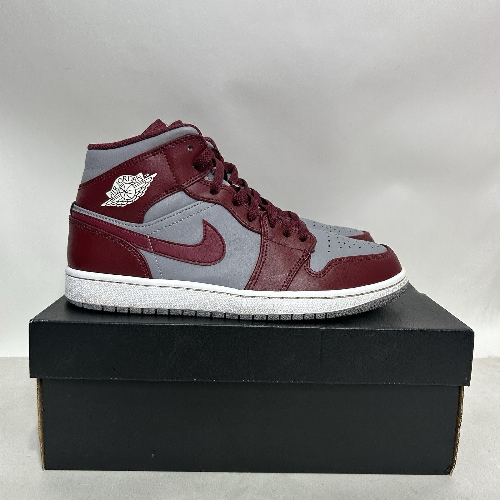Jordan Brand Nike Air Jordan 1 Mid “Cherrywood/Red Grey” Size US 8.5 / IT 38.5 - 3 Thumbnail