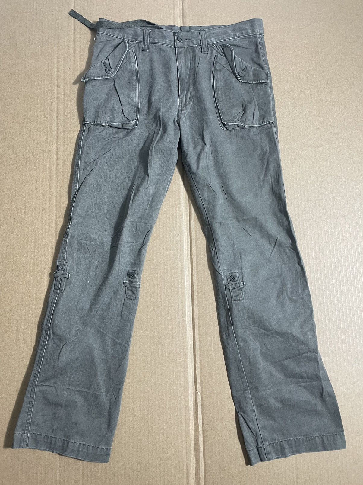 image of Uniqlo Army Six Pockets Bondage Pants in Green Olive, Men's (Size 32)