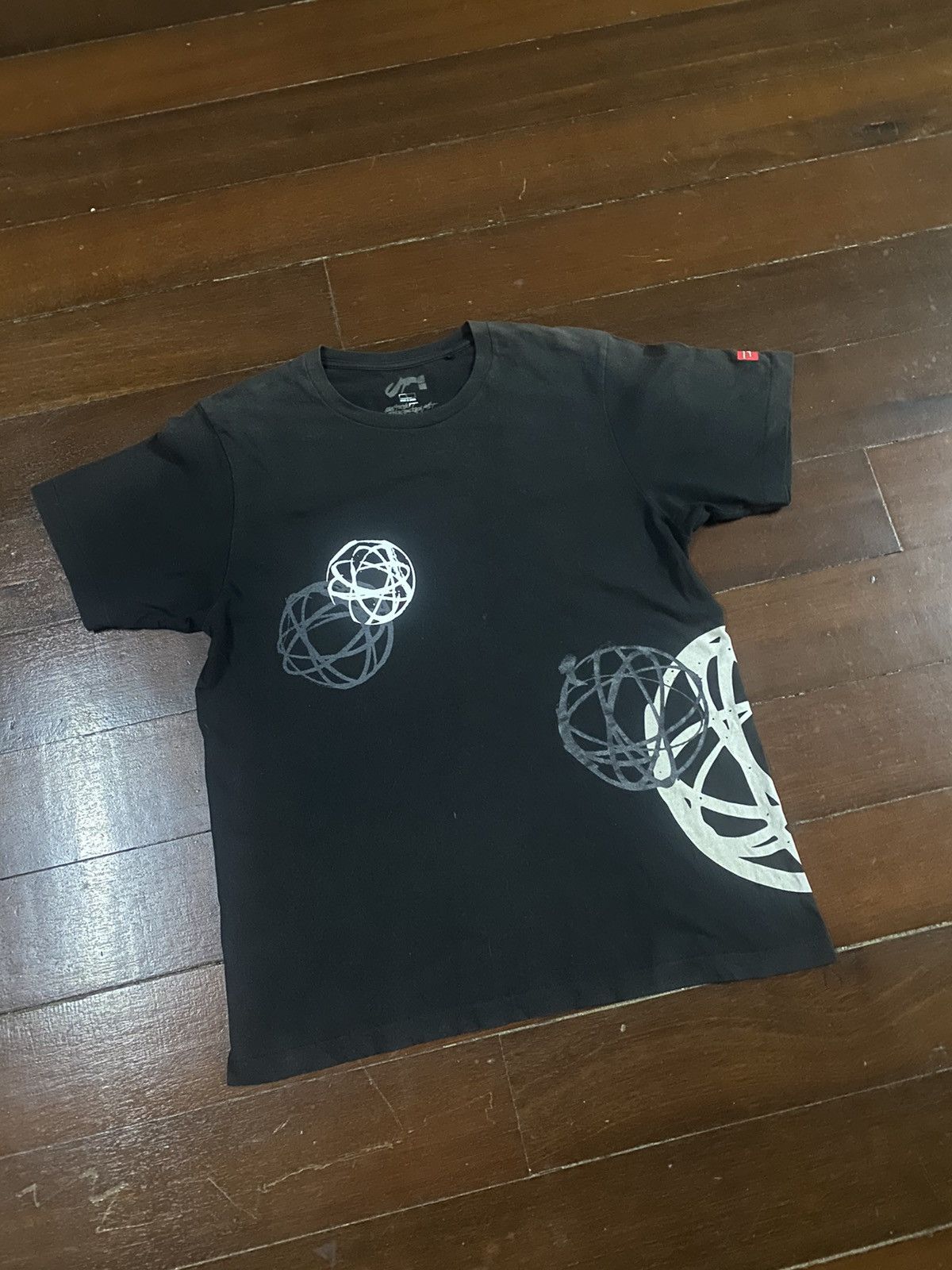 Futura × Uniqlo Rare Futura laboratories x Uniqlo graphic art Tee sun faded Size US L / EU 52-54 / 3 - 2 Thumbnail
