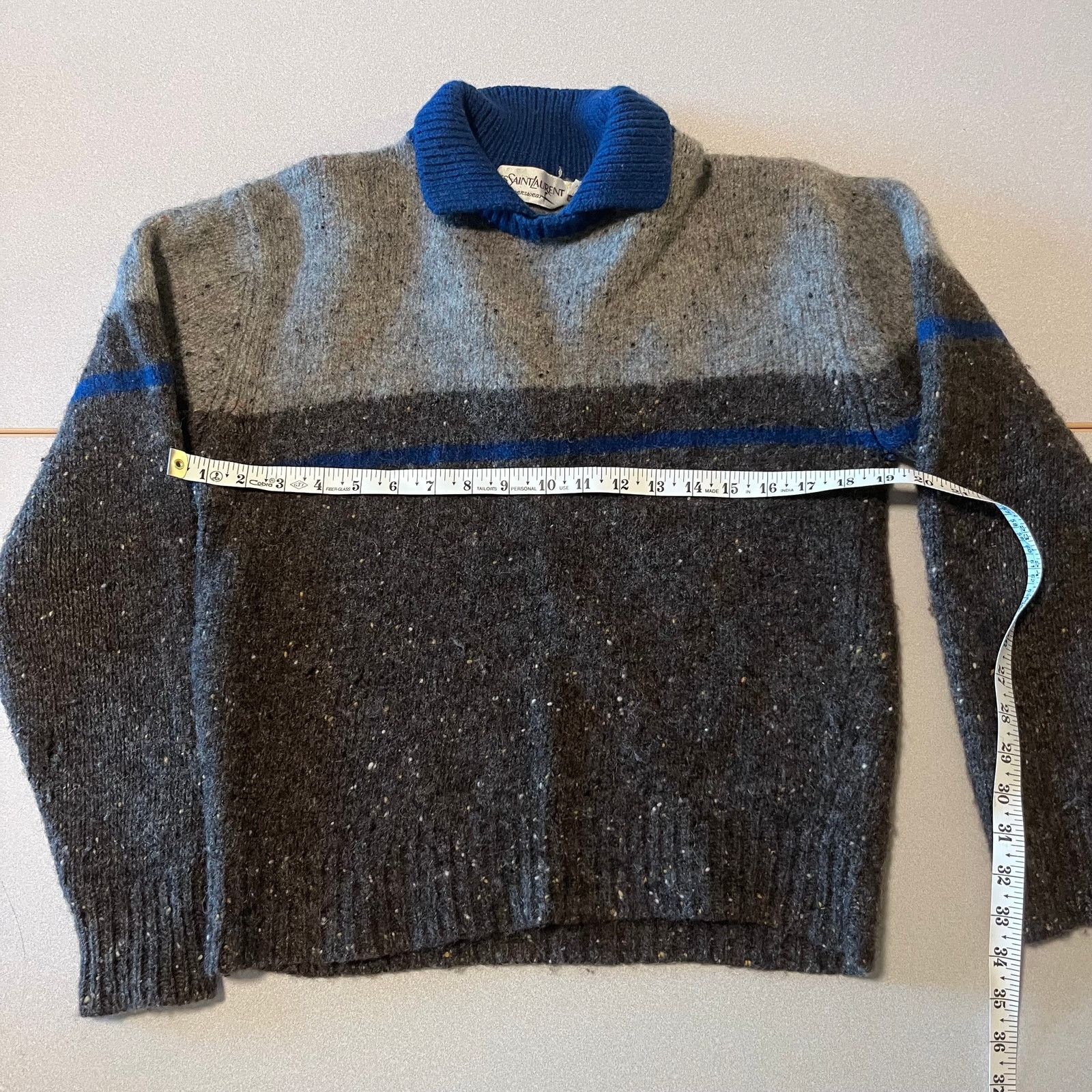 Yves Saint Laurent Yves Saint Laurent Mens Gray Wool Sweater – Size L Size US L / EU 52-54 / 3 - 4 Thumbnail