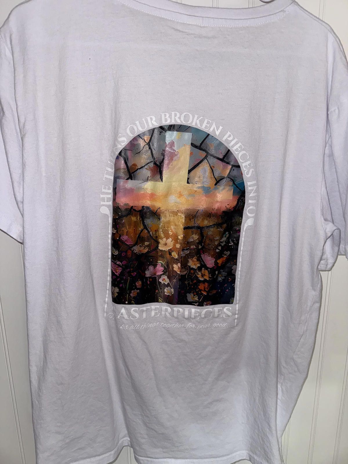 Other White Cotton XL T-Shirt with Cross Print Size US XL / EU 56 / 4 - 2 Thumbnail