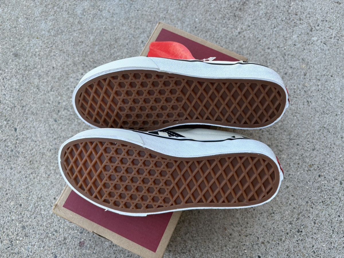 Vans DS Vans Classic Slip-On Checkerboard (PS) Size 2 UY Size US 4 / IT 34 - 8 Thumbnail