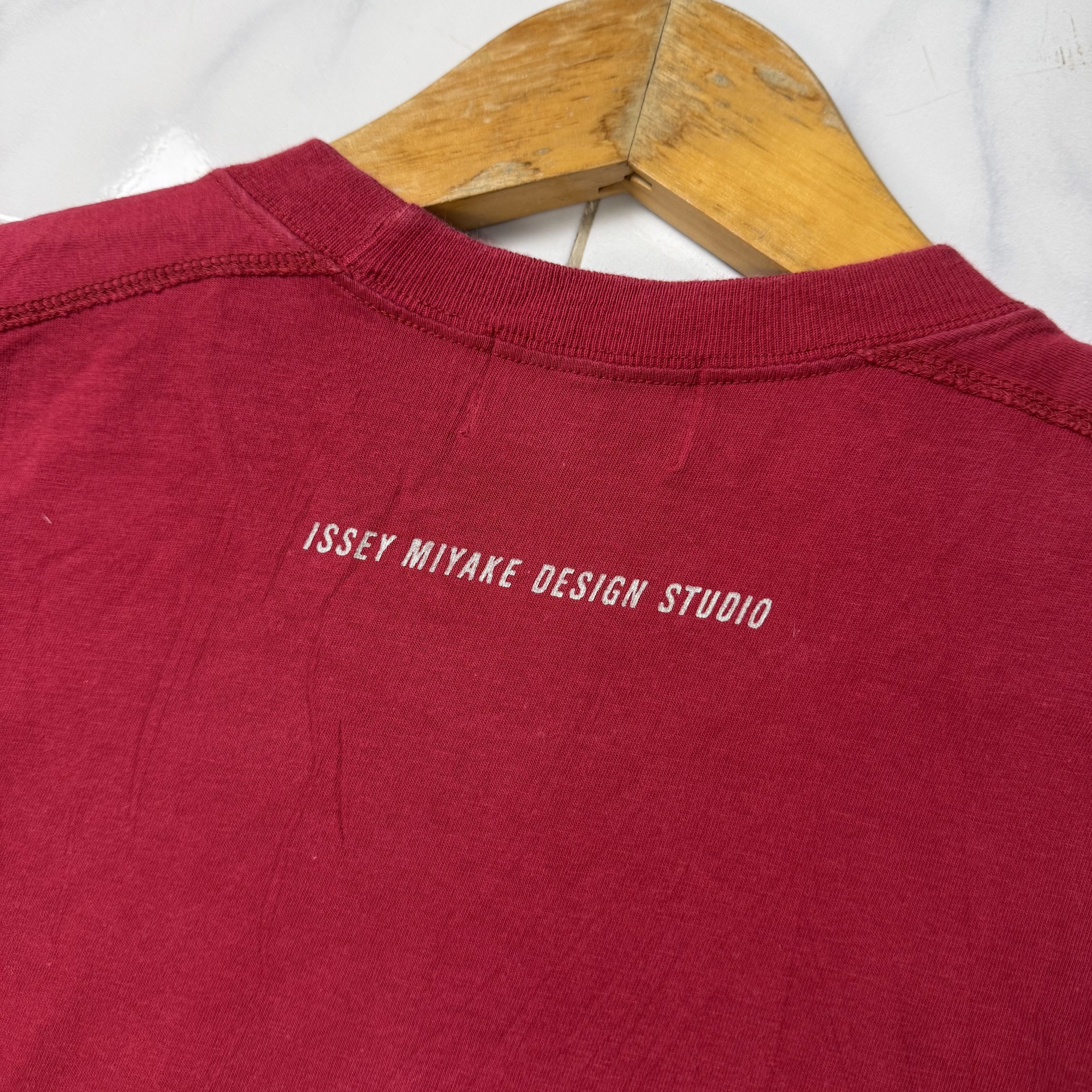 Issey Miyake Vintage Issey Skyline Tshirt Size US M / EU 48-50 / 2 - 5 Thumbnail