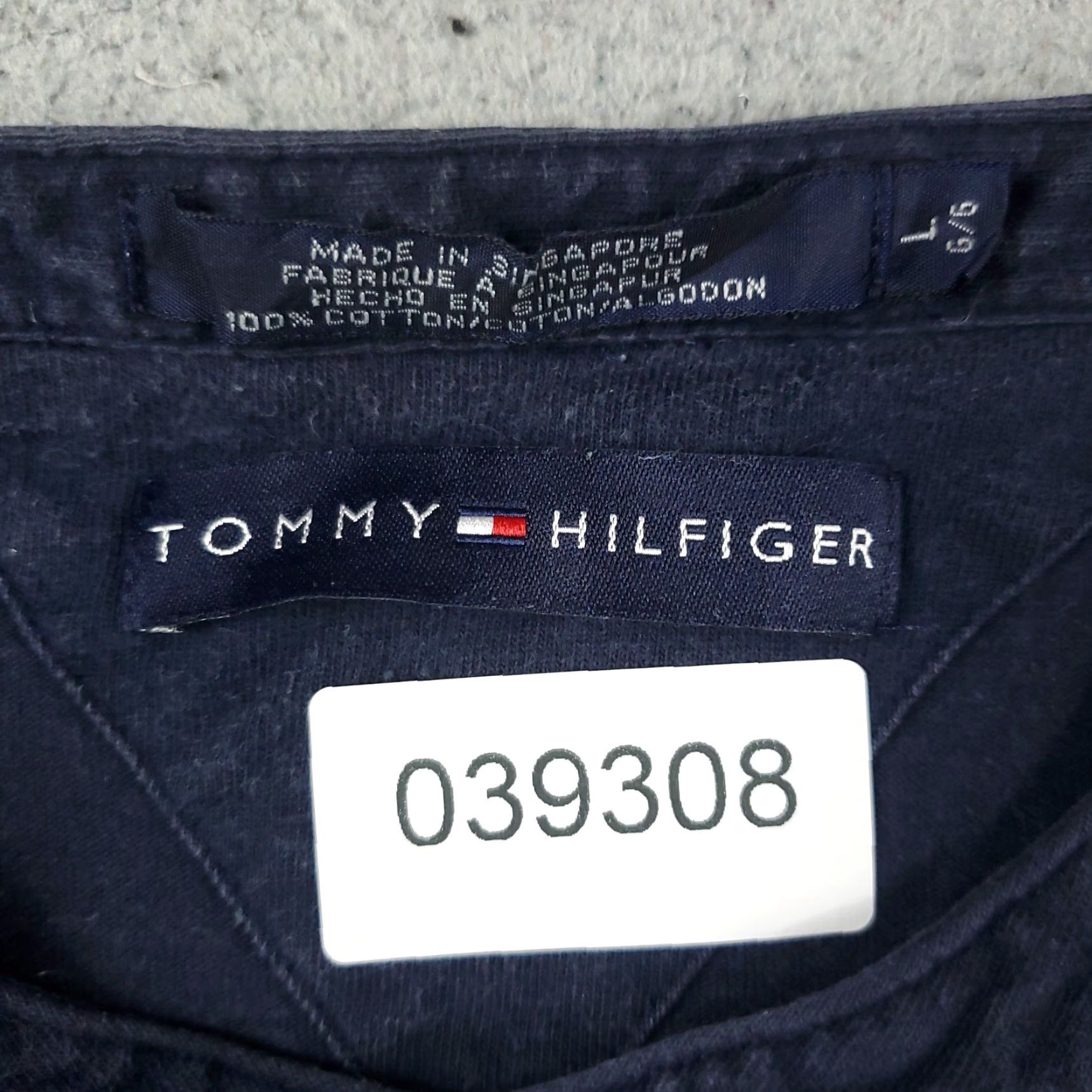 Tommy Hilfiger VINTAGE Tommy Hilfiger T Shirt Mens Large Blue Crew Neck Short Sleeve Cotton Logo Classic American Casual - Mens Size L Blue Size US L / EU 52-54 / 3 - 6 Thumbnail