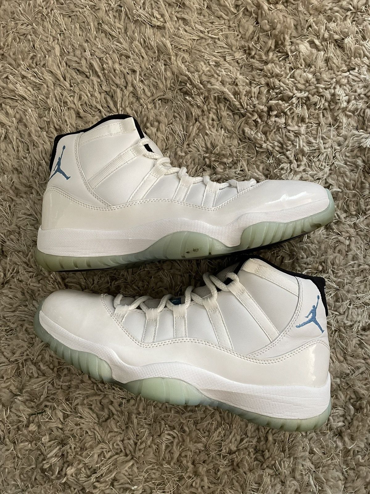 Jordan Brand Jordan 11 Legend Blue 2014 Size US 9 / EU 42 - 2 Thumbnail