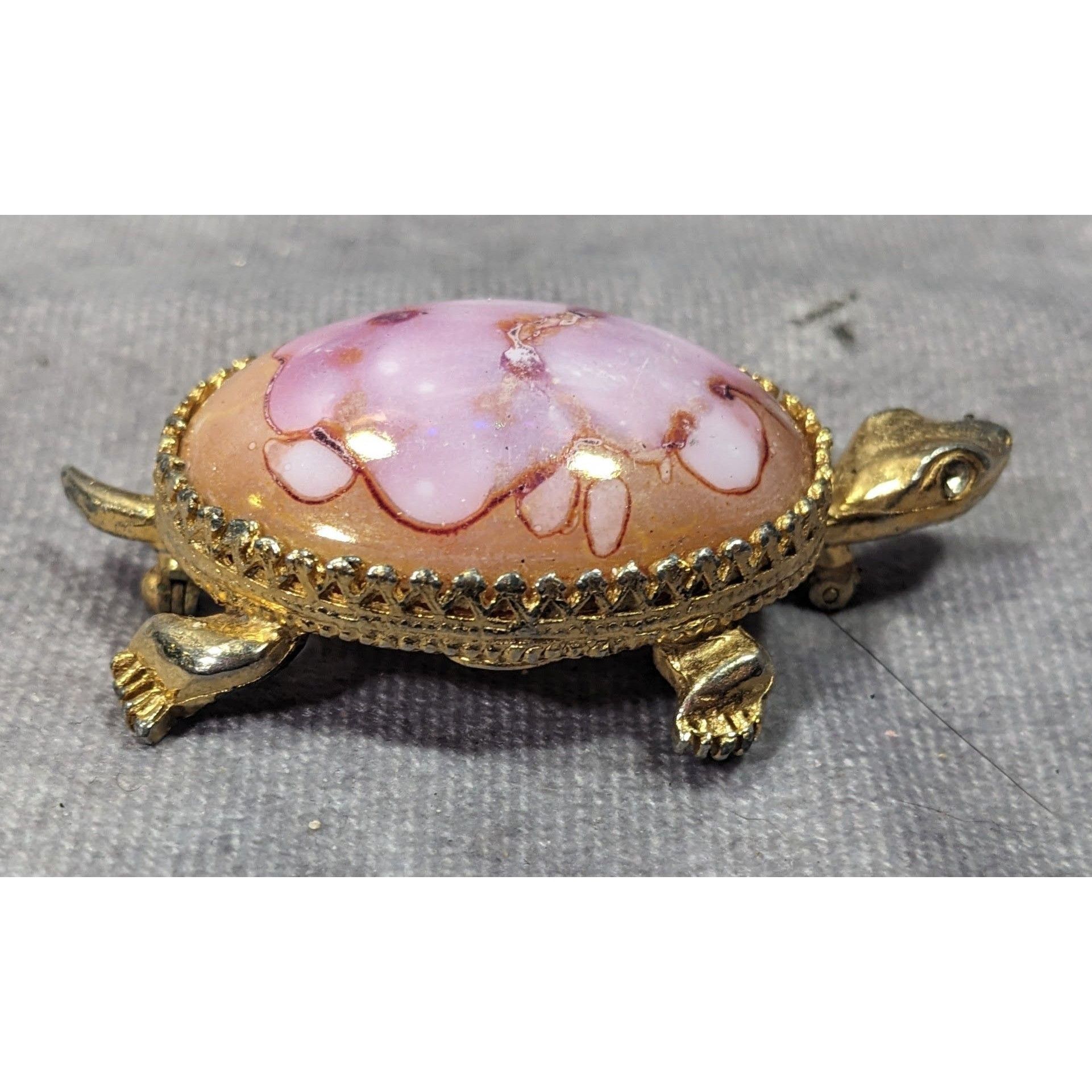 Other Vintage Jeanine Pink Orange And Gold Turtle Brooch (Broken) Size ONE SIZE - 8 Thumbnail