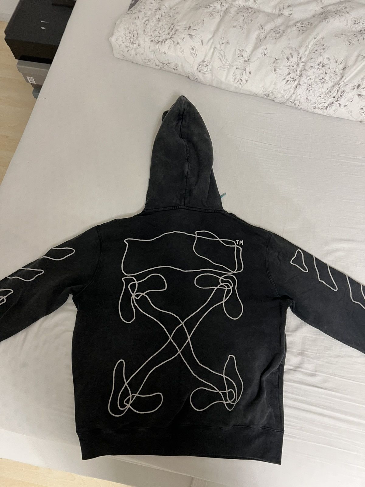 Off-White Off White Abstract Arrows Hoodie Size US L / EU 52-54 / 3 - 2 Thumbnail