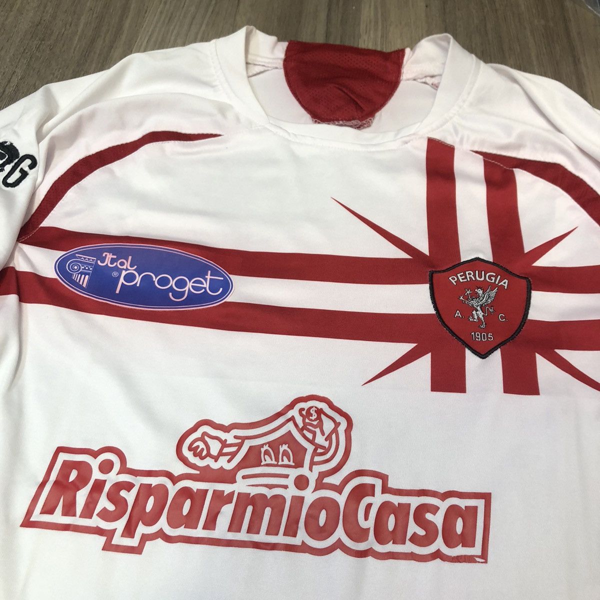 Other Perugia 12/13 away jersey Size US M / EU 48-50 / 2 - 3 Thumbnail