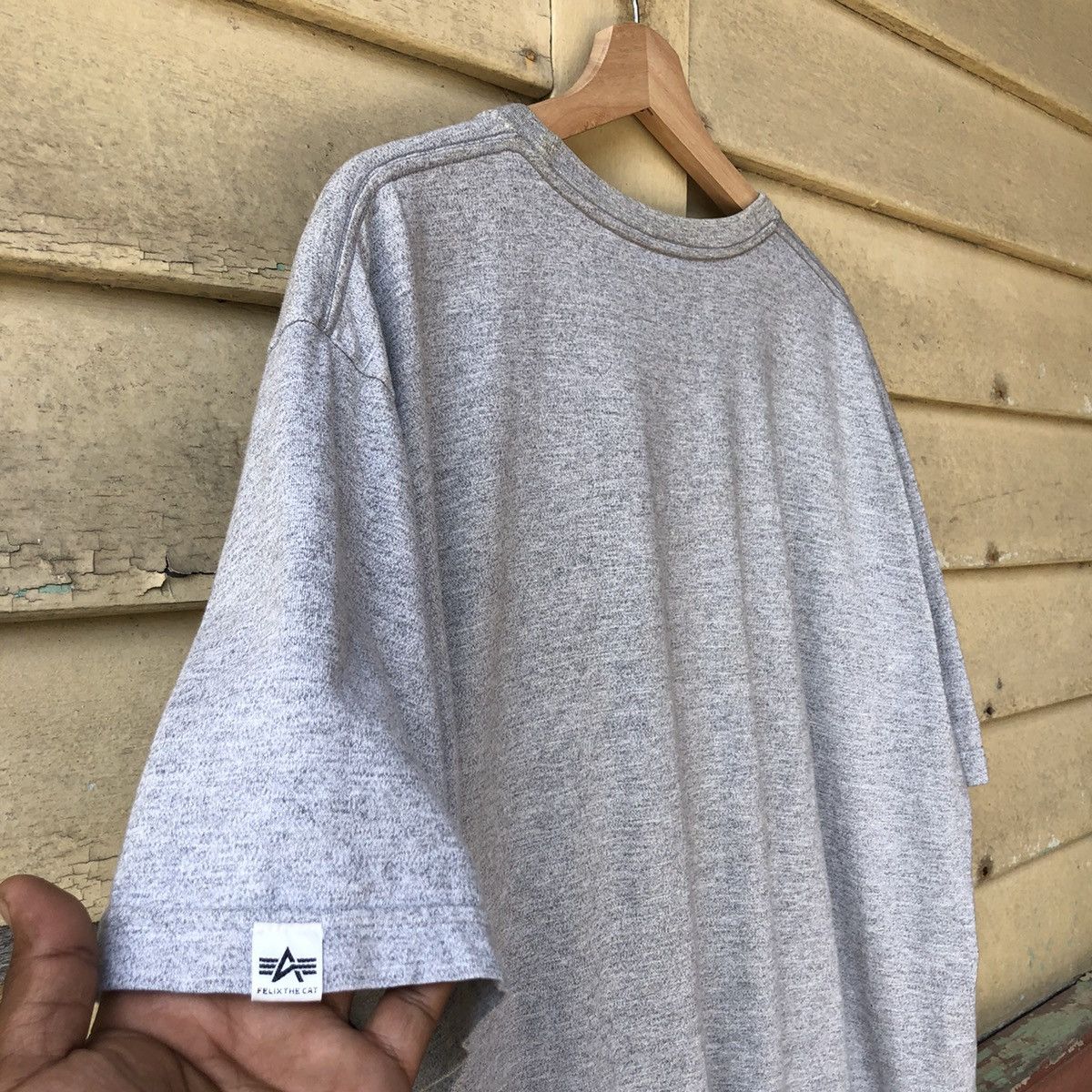 Alpha Industries Vintage y2k Alpha Industries x Felix Tshirt (2L) Size US L / EU 52-54 / 3 - 11 Thumbnail