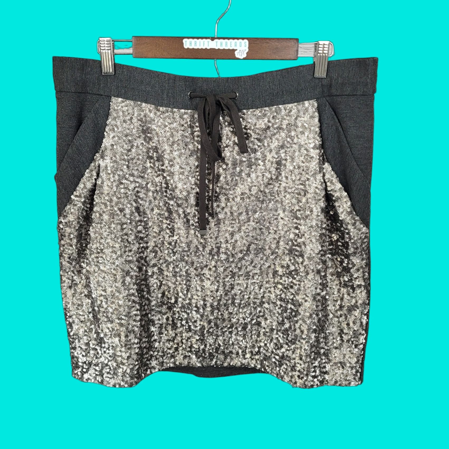 Ann Taylor Ann Taylor Skirt Grey Metallic Sequin Drawstring Mini Large L Womens Size 36" / US 14 / IT 50 - 1 Thumbnail