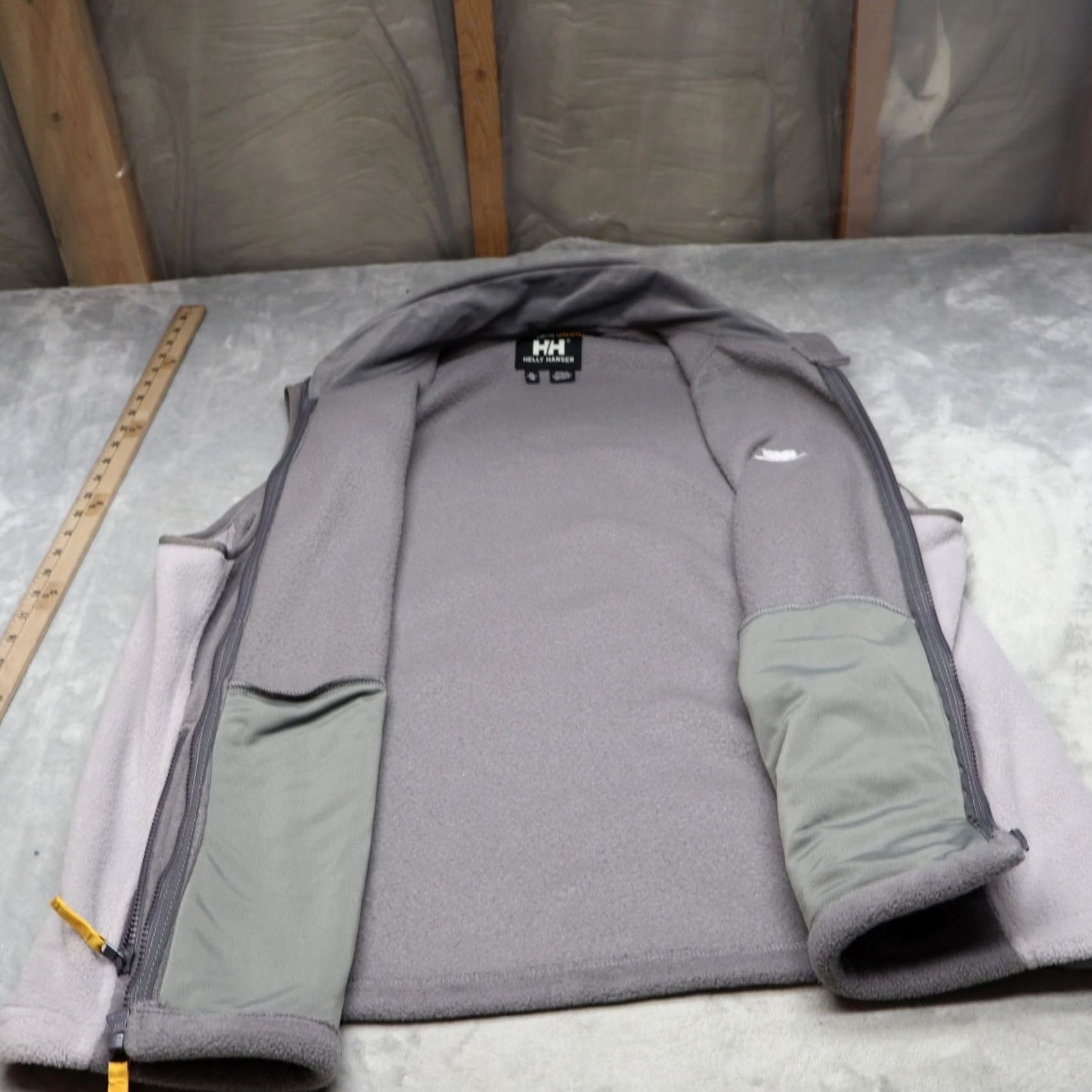 Helly Hansen Helly Hansen Vest Mens XL Grey Sherpa Fleece Full Zip Layering Outdoor Hiking Size US XL / EU 56 / 4 - 5 Thumbnail