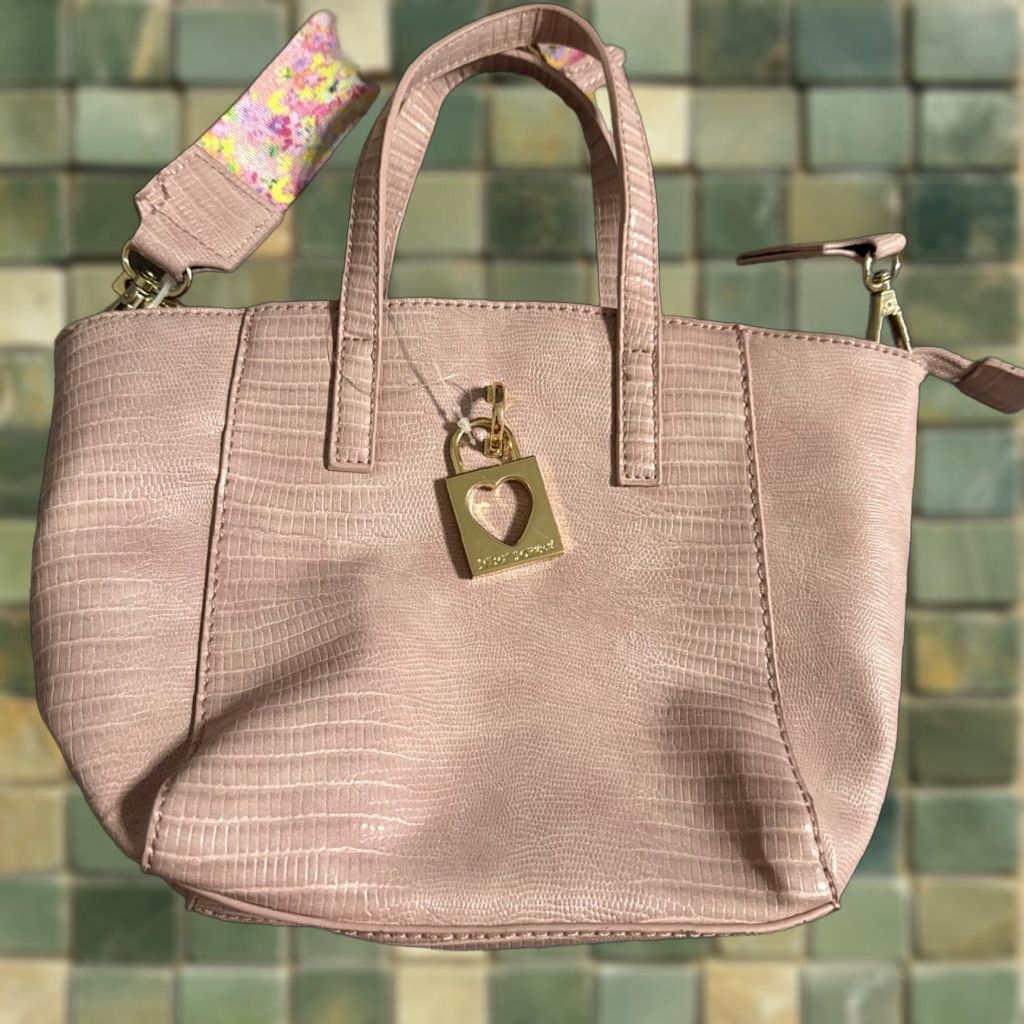 Betsey Johnson BETSEY JOHNSON Bag Siena Mini Crossbody Tote Pink XOSIENA Crossbody Women Mini Pink Bag Siena Tote Pre-owned Excellent Size ONE SIZE - 1 Thumbnail