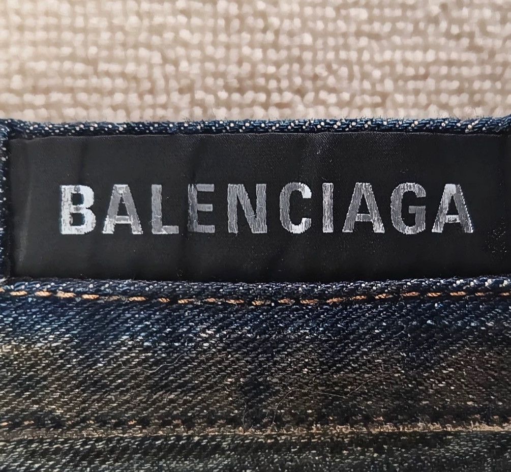 Balenciaga Balenciaga 24fw graffiti dirty mud stained Bag2412-Nextarrow Size US 30 / EU 46 - 3 Thumbnail
