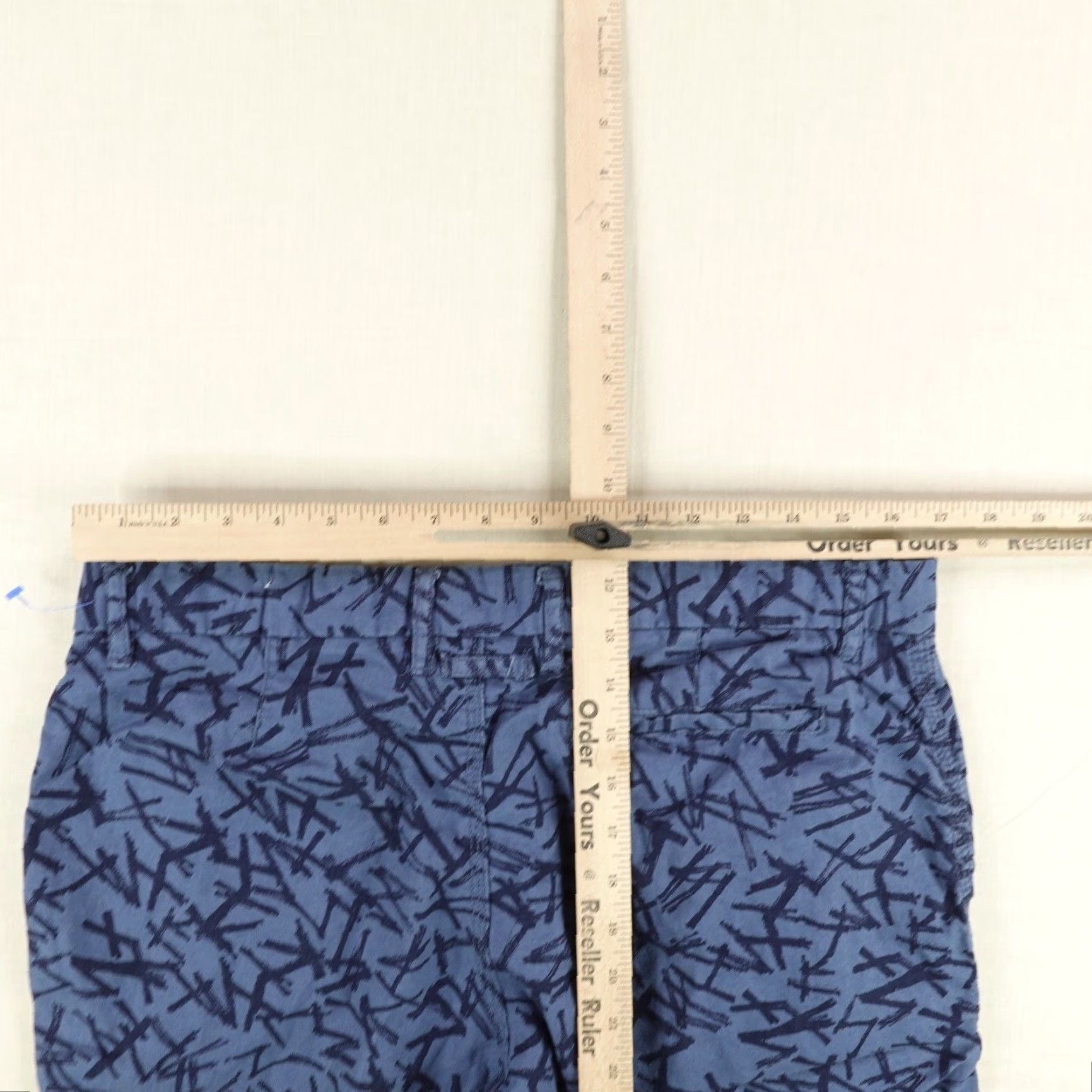Onia VINTAGE Onia Shorts Men's 32 Blue Geometric Chino Linen Blend Flat Front 11in Inseam Summer Beach Mens Size US 34 / EU 50 - 6 Thumbnail