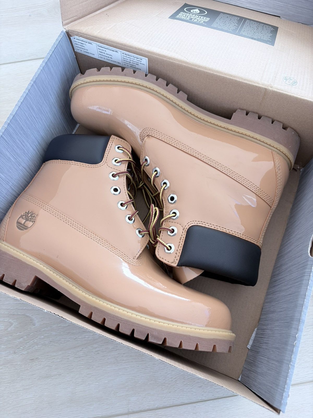 Timberland veneda carter 6" premium patent leather Size US 10 / EU 43 - 8 Thumbnail