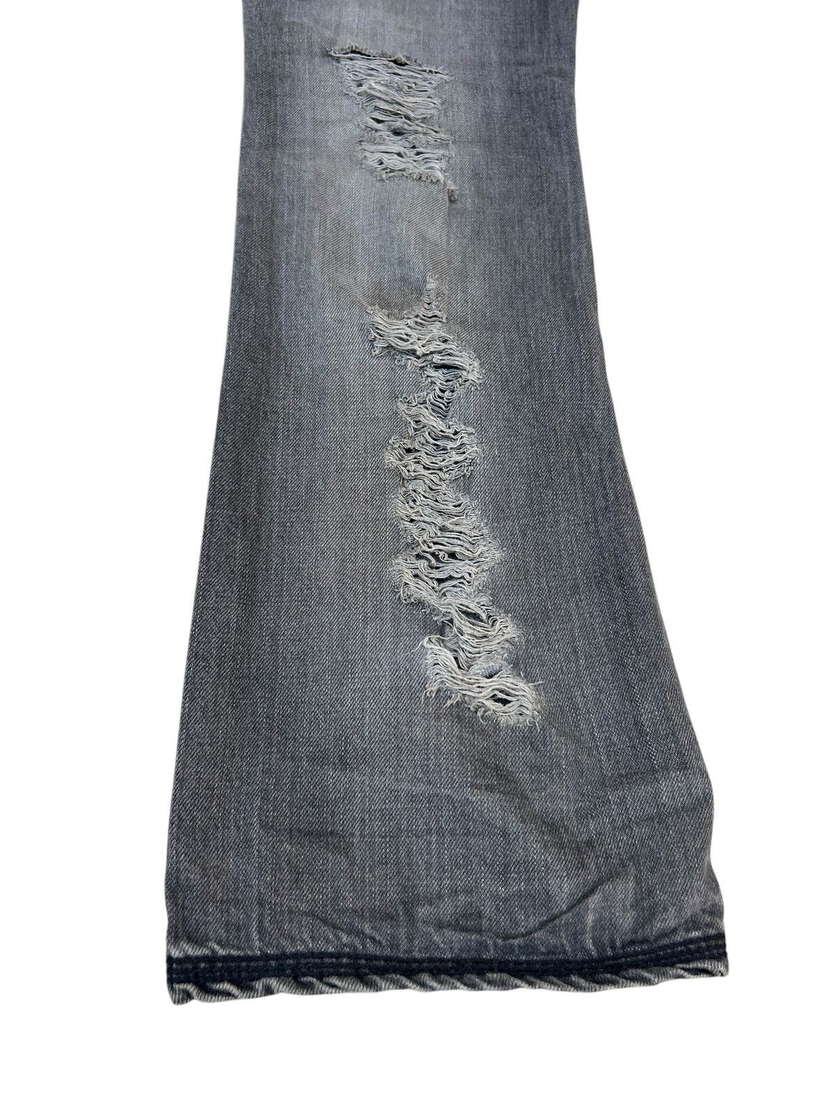 Vintage Of The Neige- Style Japan Rips Distress Denim Bootcut Jeans Size US 31 - 16 Thumbnail