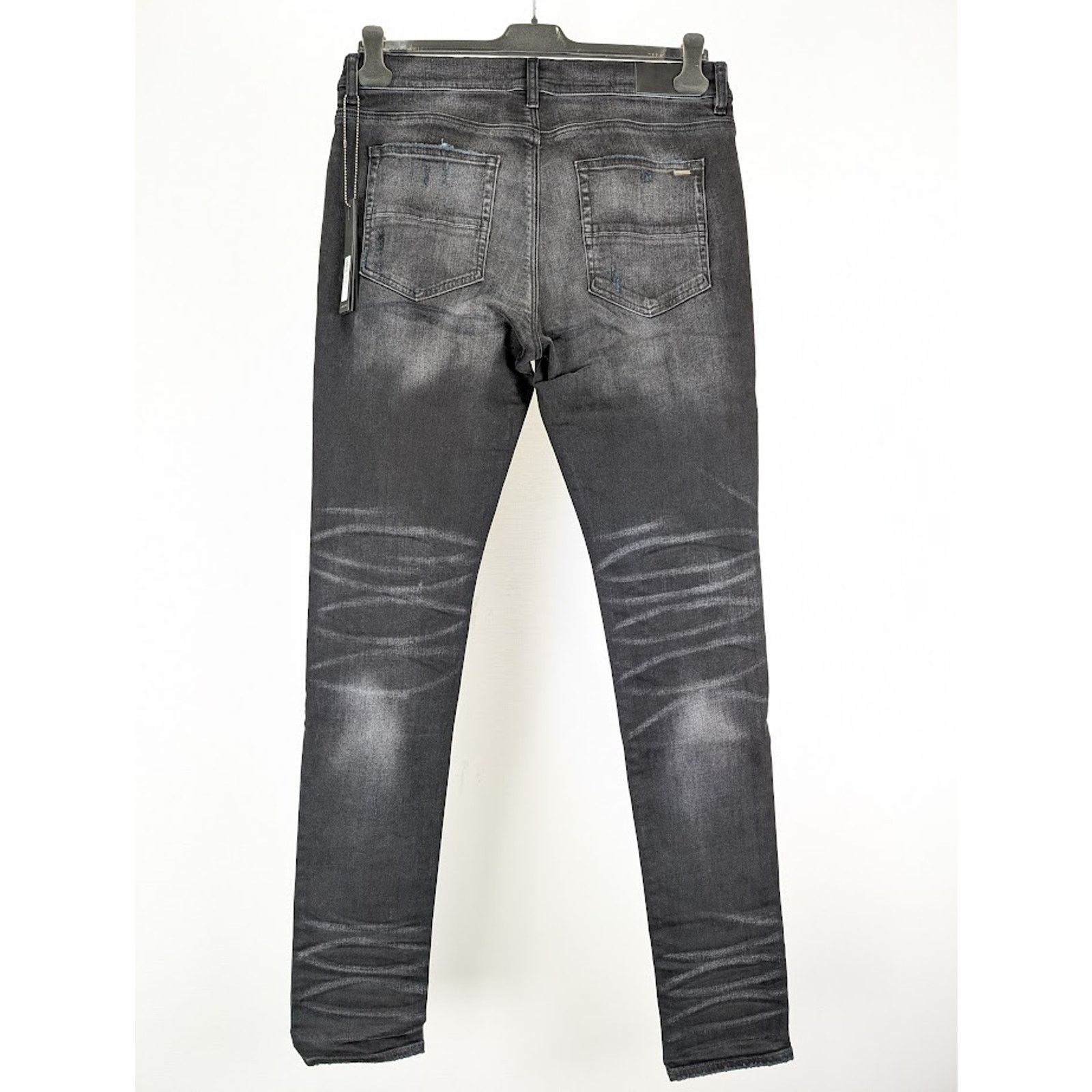 Amiri o1rshd1 Q:2 / Boucle MX1 Jeans in Aged Black Size US 34 / EU 50 - 12 Thumbnail