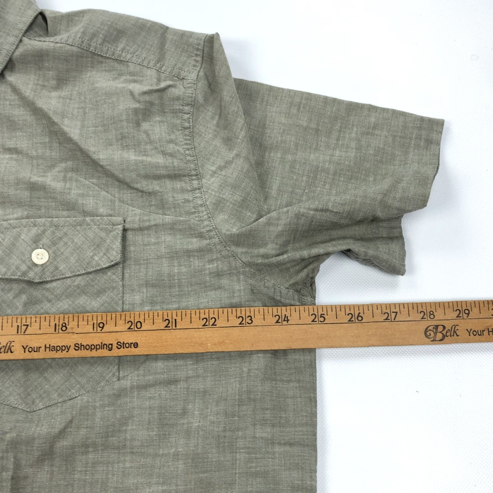 Patagonia Patagonia Shirt Men's XL Olive Green Organic Cotton Blend Chambray Short Sleeve Button-Down Casual Outdoor Modern 90s? Size US XL / EU 56 / 4 - 6 Thumbnail
