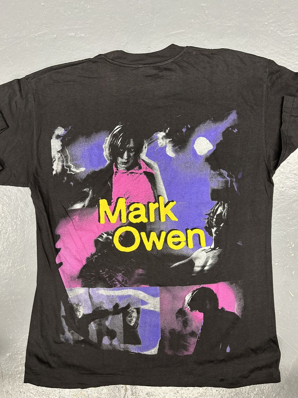Band Tees Crazy Rare Vintage Mark Owen, Take That Rap Band Tee Shirt Size US XL / EU 56 / 4 - 2 Thumbnail