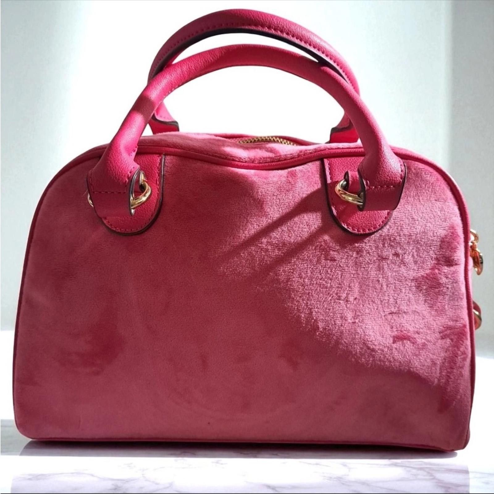 Juicy Couture Jeans Juicy Couture Bowler Bag in Fuchsia with Gold Accents Size ONE SIZE - 7 Thumbnail