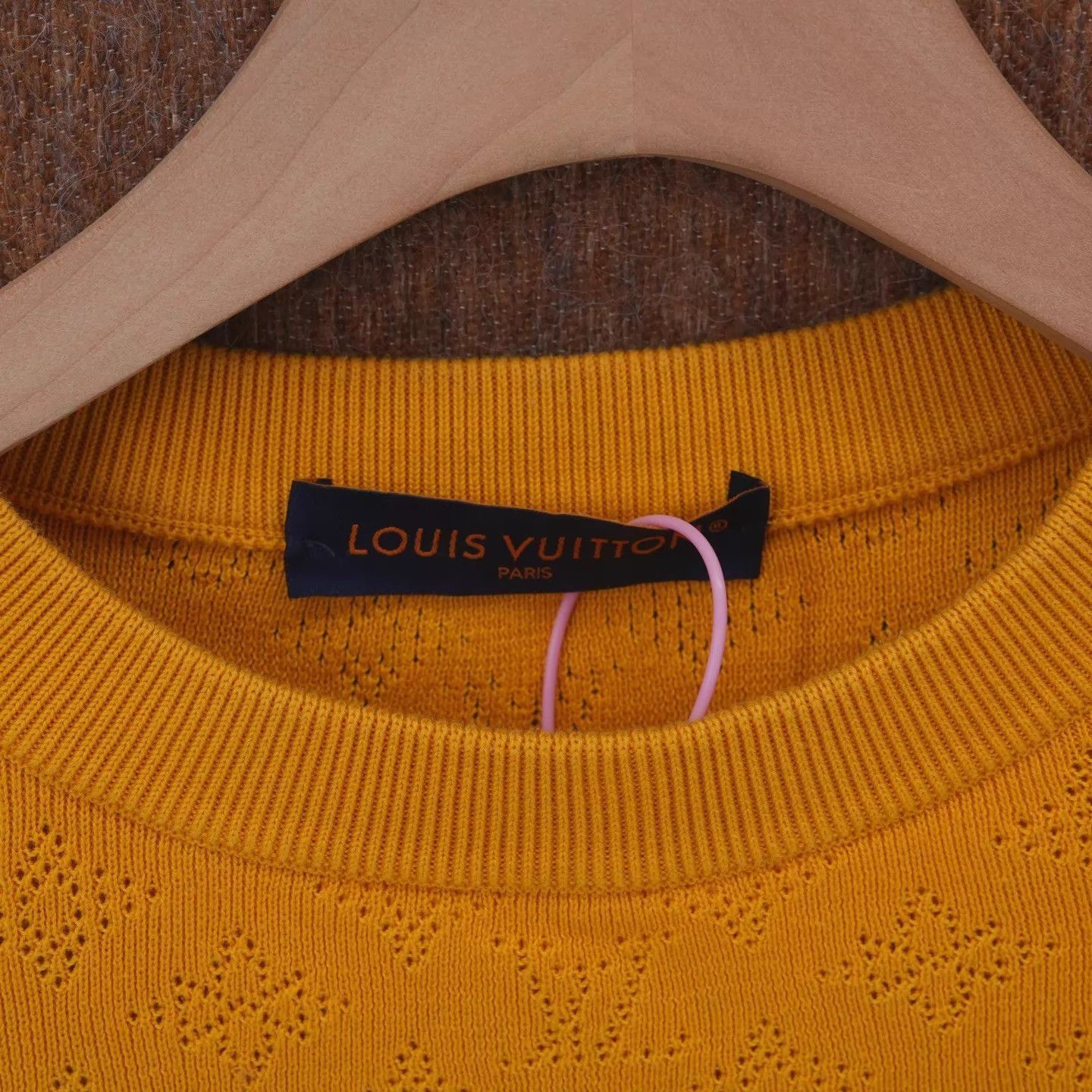 Louis Vuitton Orange Textured Long Sleeve Sweater Size L Size US L / EU 52-54 / 3 - 3 Thumbnail