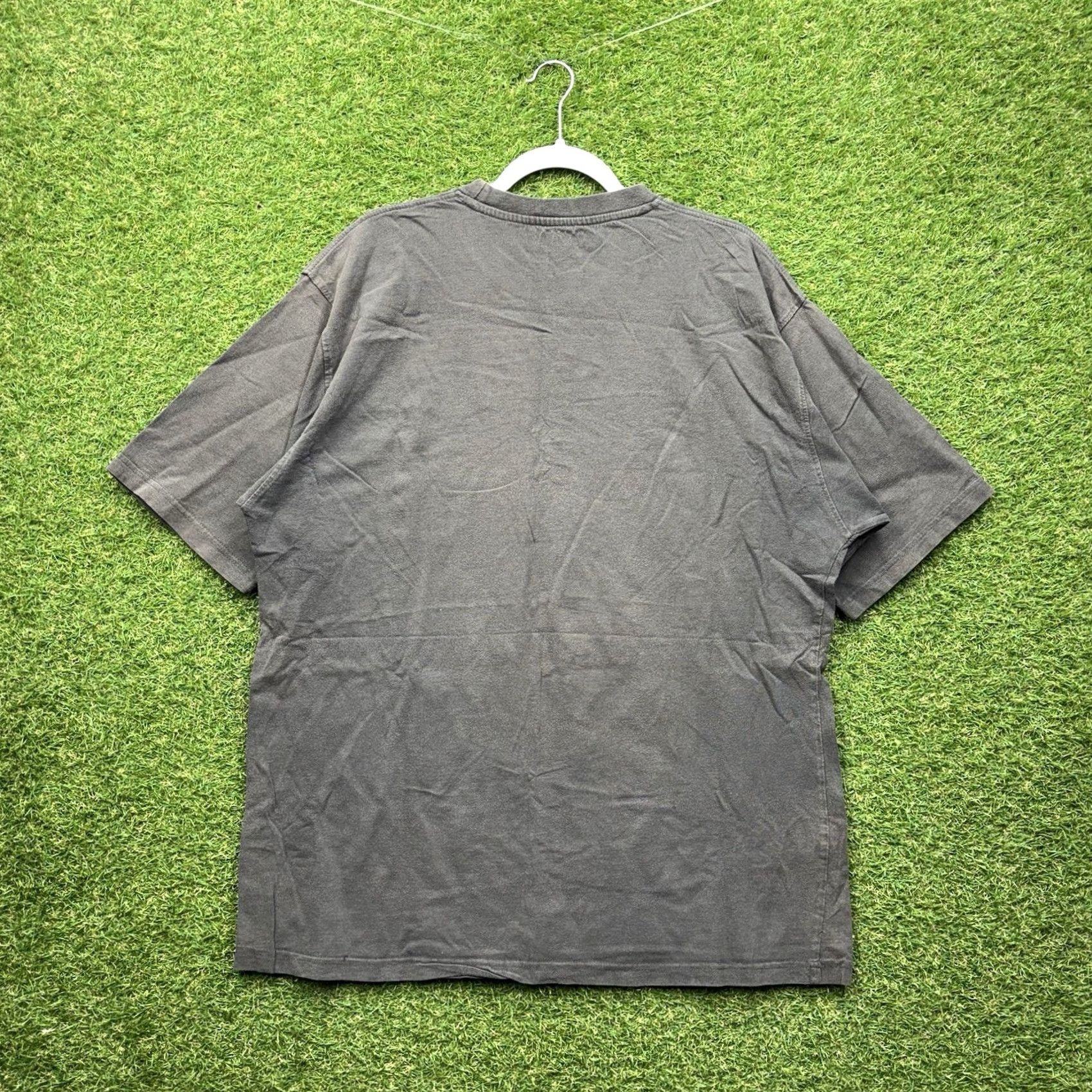 Avirex Avirex Shirt Mens XL Graphic Print Biker Eagle Grunge Wings Dragon Style T-Shirt Gray 2000s Vintage Size US XL / EU 56 / 4 - 2 Thumbnail