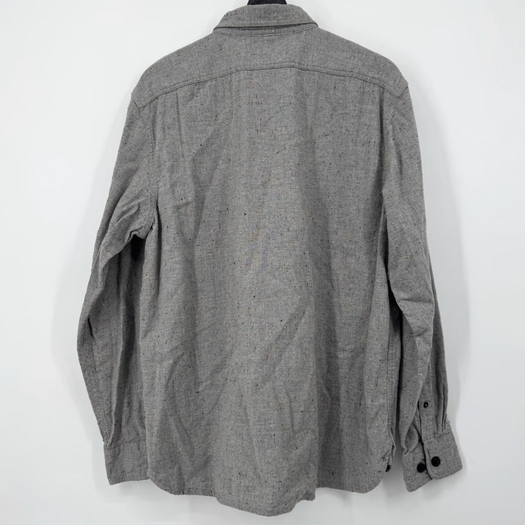 Banana Republic Banana Republic Button-Up Shirt Casual Long Sleeve Gray Speckled Organic Cotton Large L Mens Button Down Collared Pocketed Knit? Size US L / EU 52-54 / 3 - 2 Thumbnail