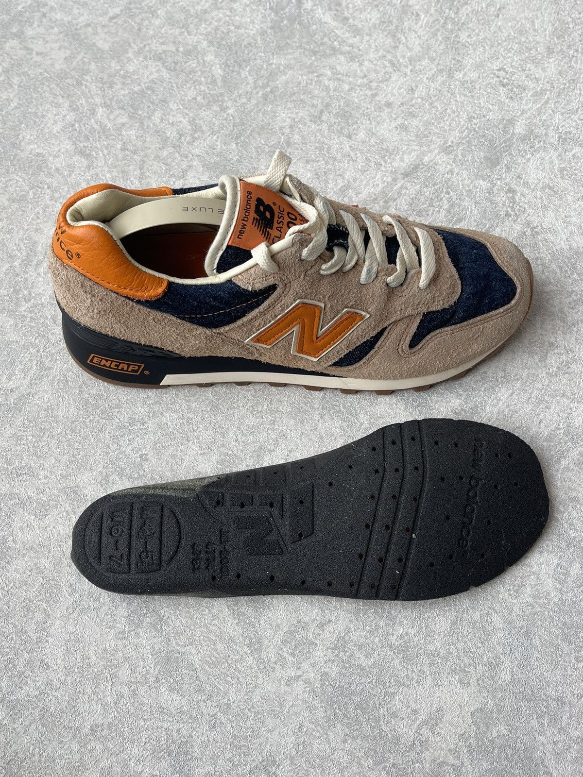 Levi's × New Balance New Balance X Levi's 1300 Orange Tab USA Size 37.5 US5 Size US 5 / EU 37 - 11 Thumbnail