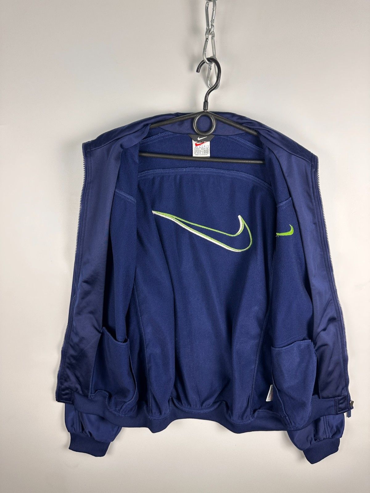 Nike Vintage Nike 90s Track Jacket Windbreaker Navy Mens Size M Size US M / EU 48-50 / 2 - 6 Thumbnail